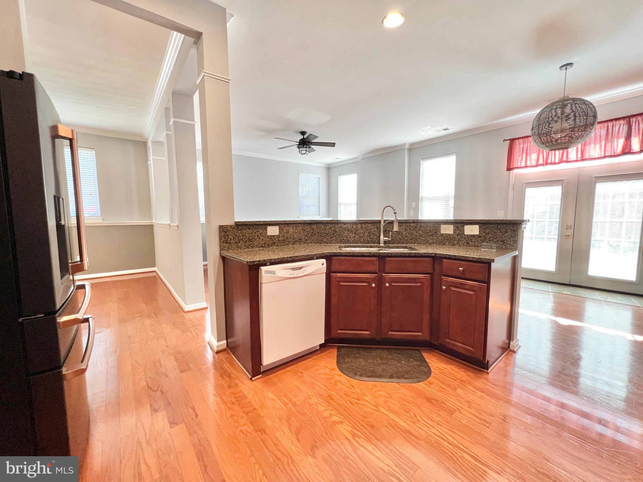 4240 Sonia Ct