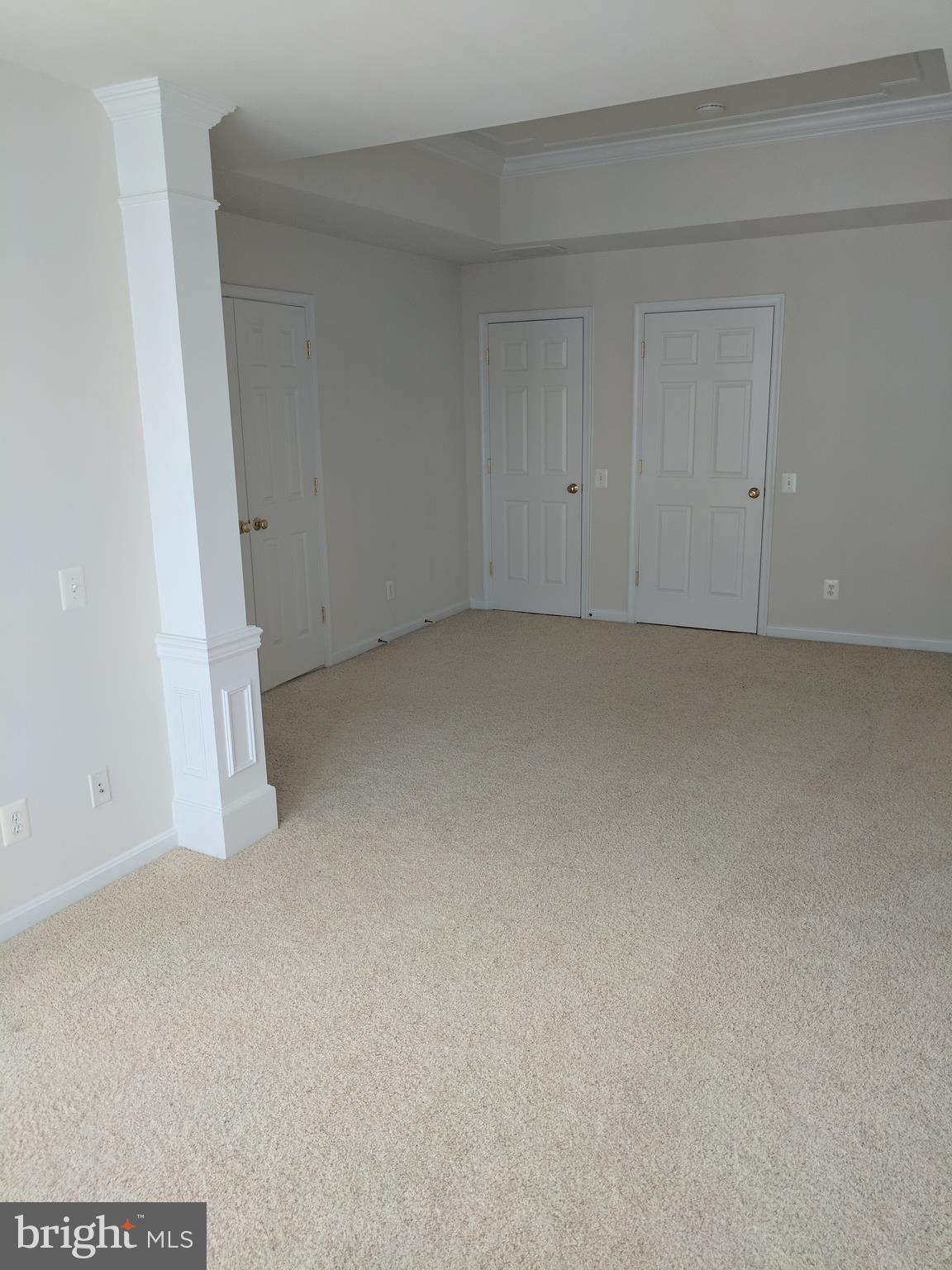 8901 SINGLELEAF CIR