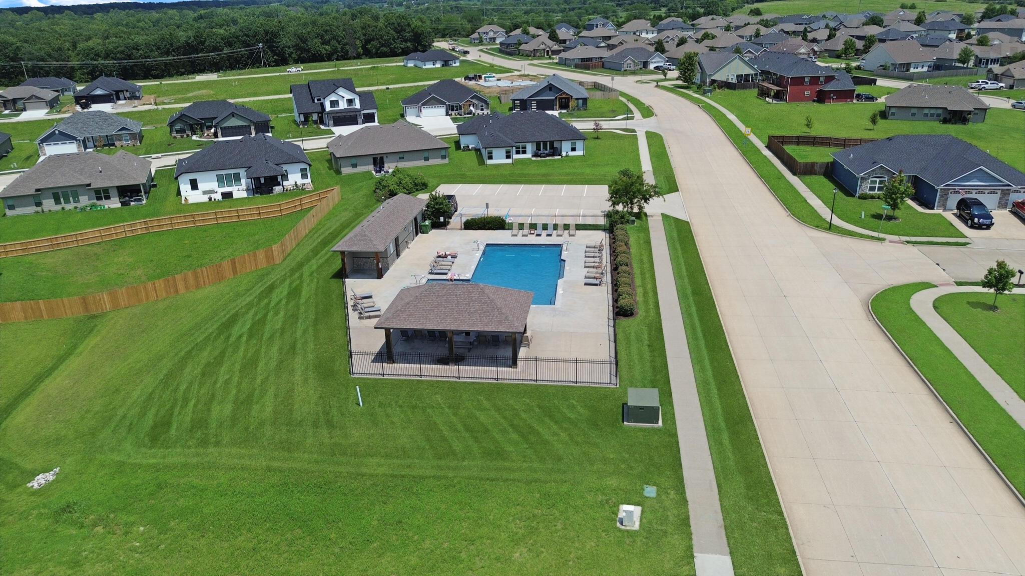 3600 FLATWATER DR