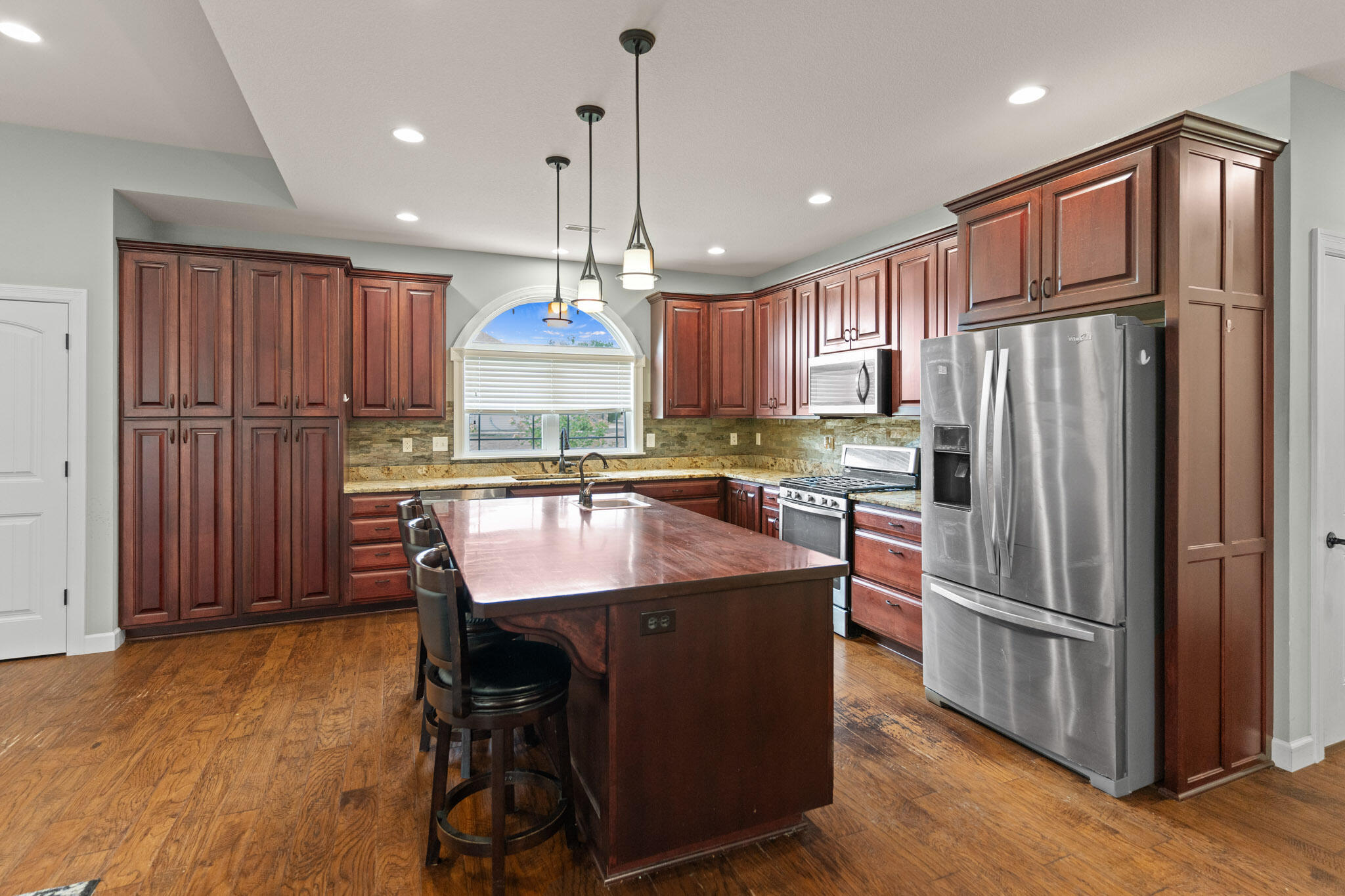 100 TRENT CT