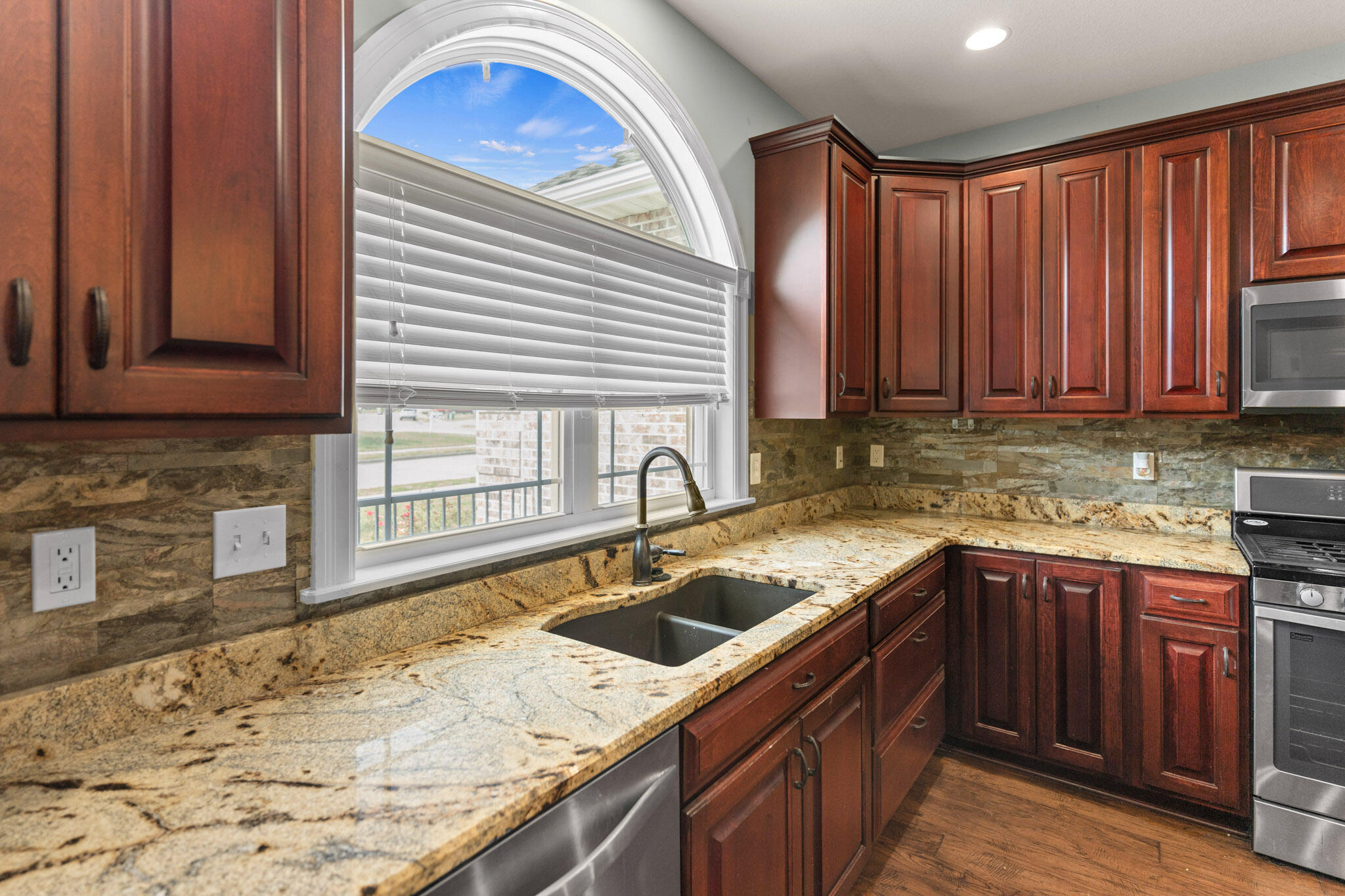 100 TRENT CT