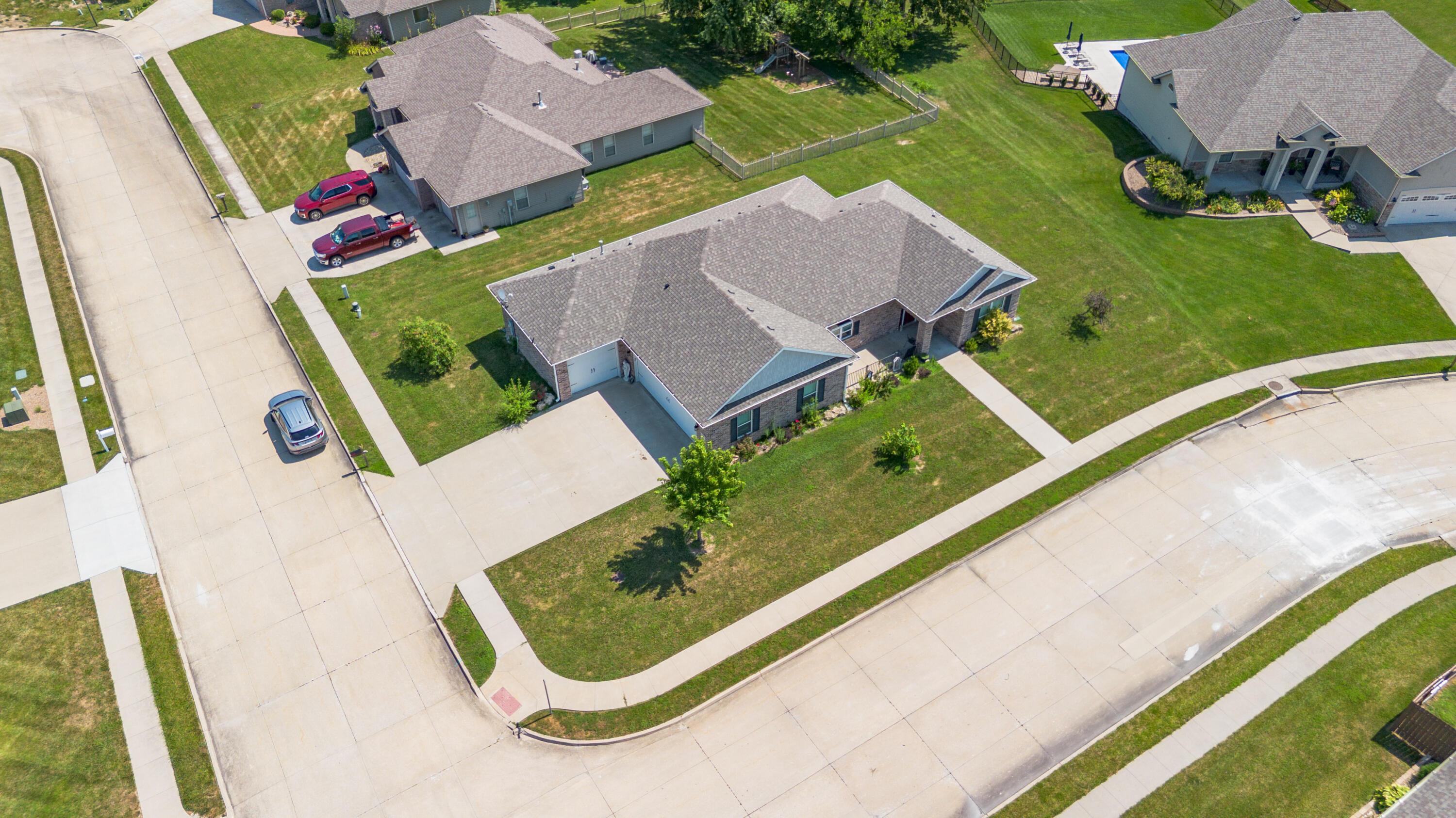100 TRENT CT