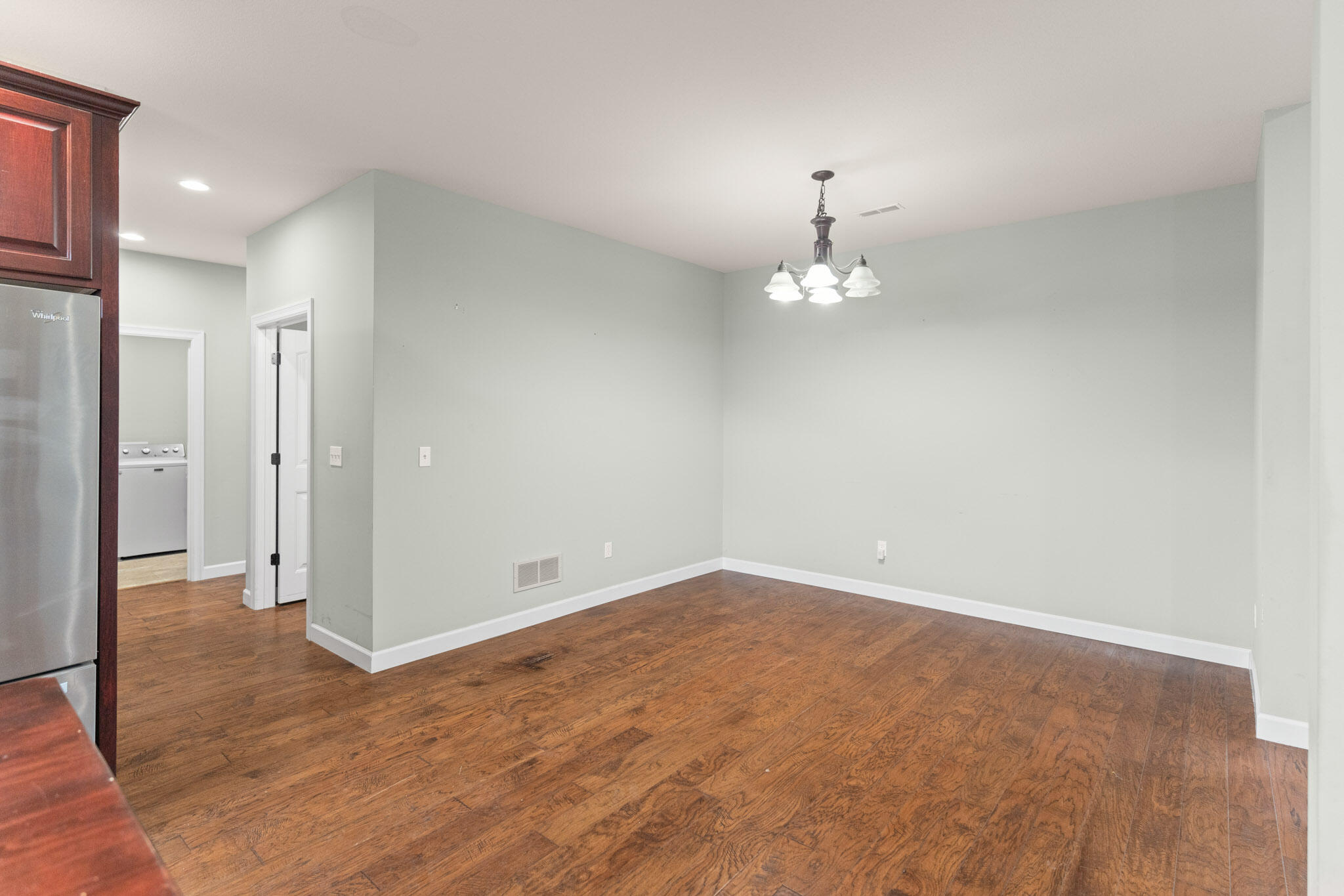 100 TRENT CT