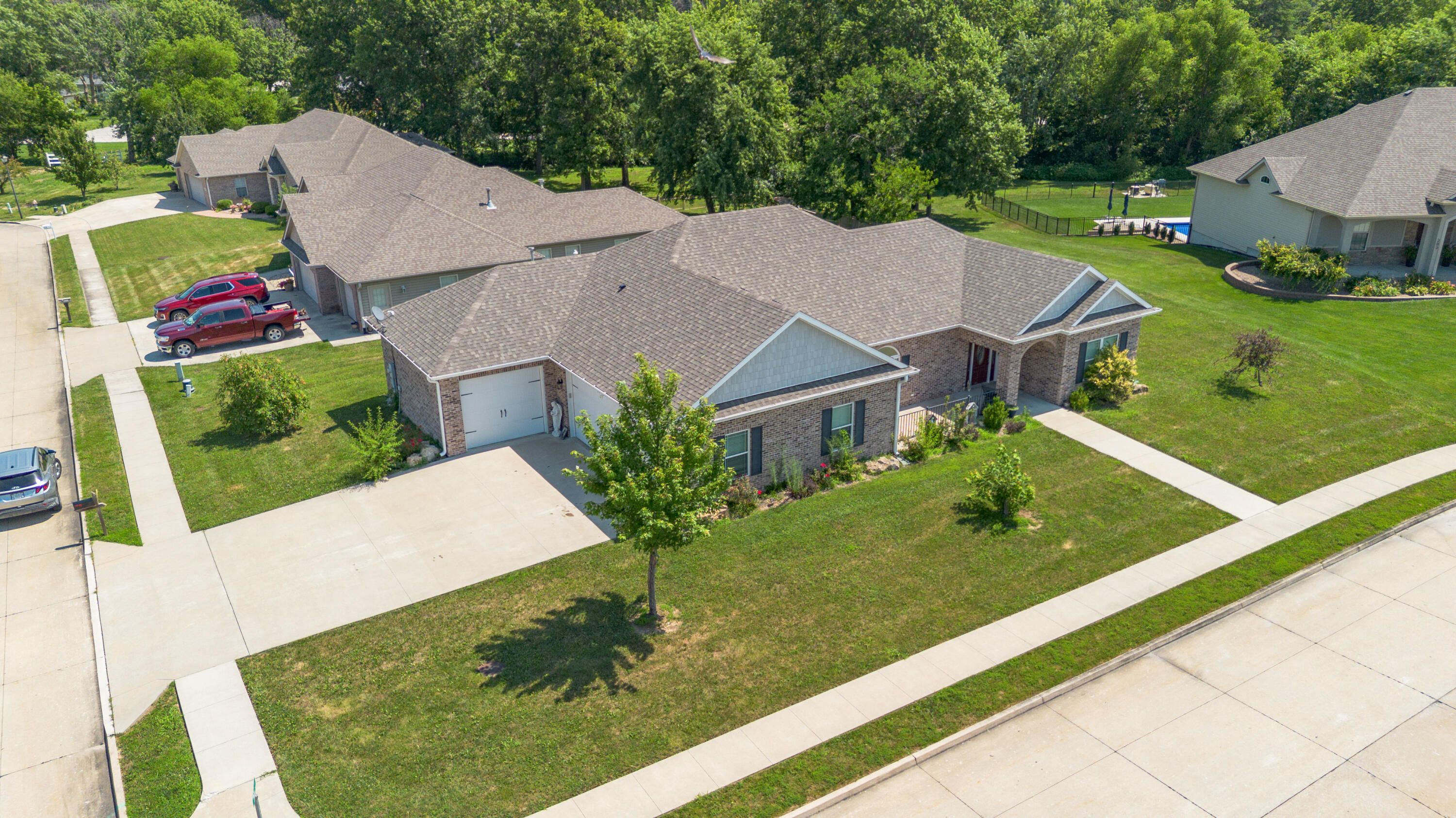 100 TRENT CT