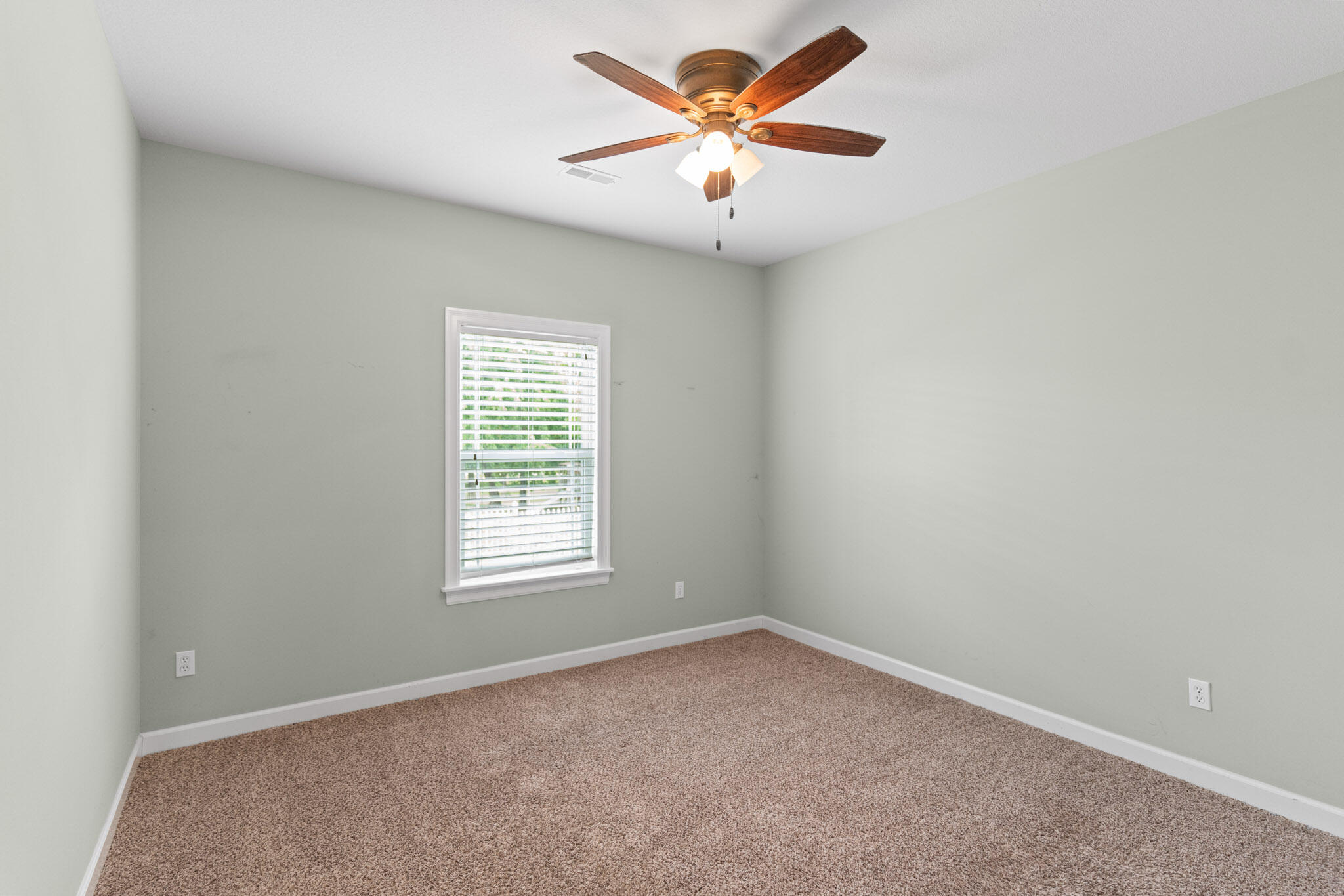 100 TRENT CT