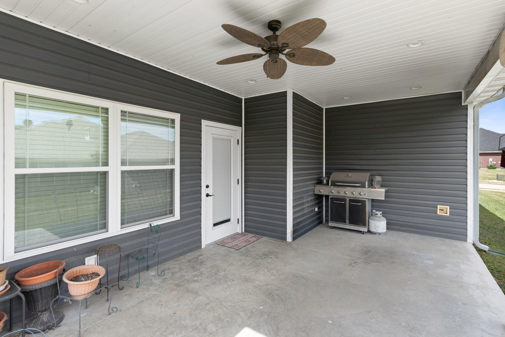 100 TRENT CT