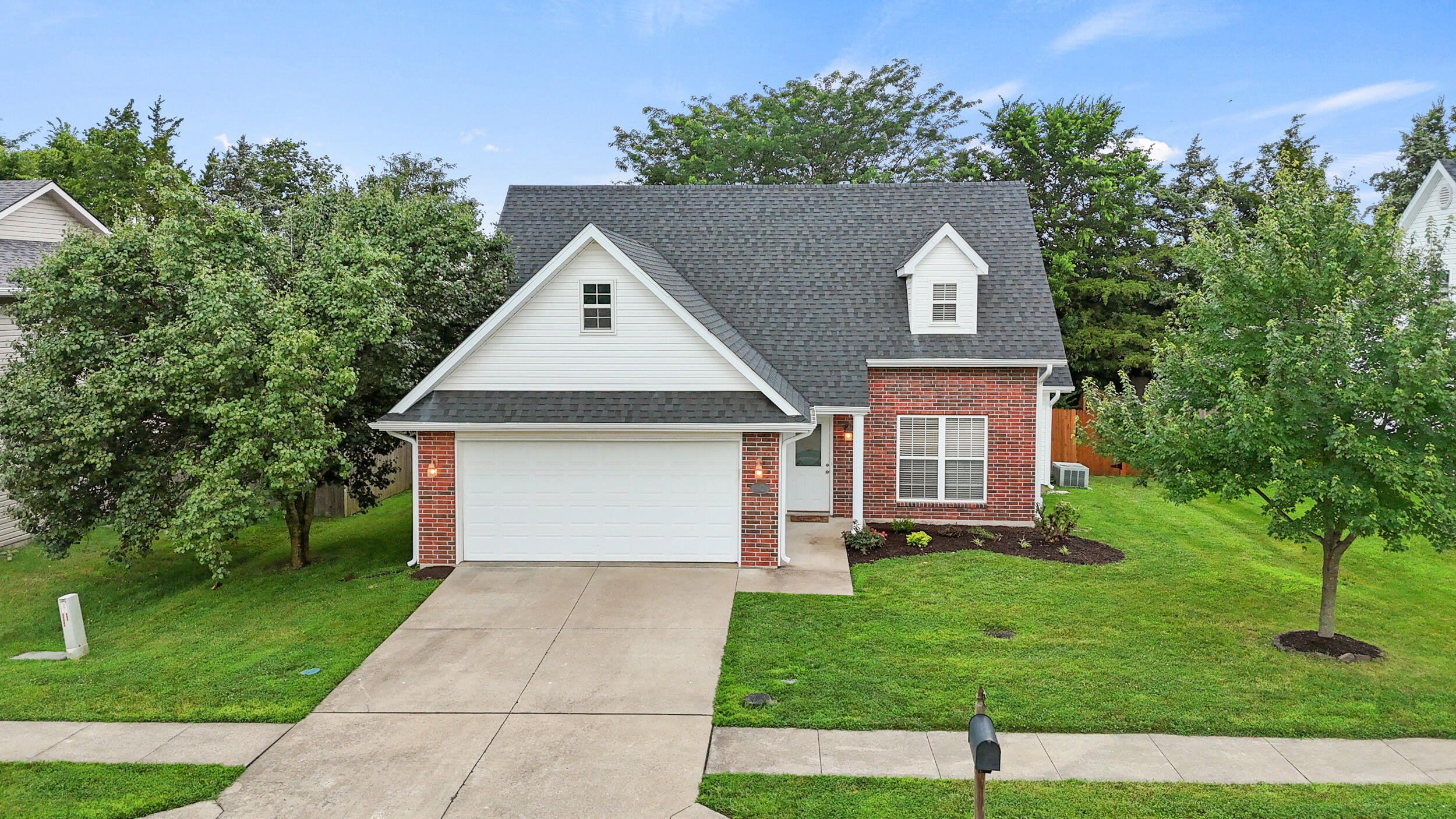 4101 MEADOW VIEW DR