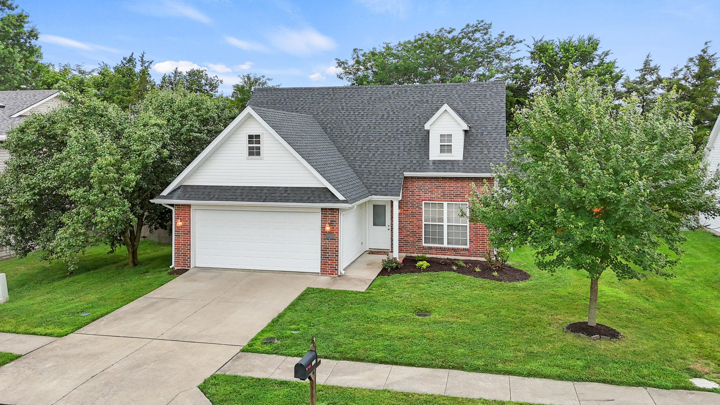 4101 MEADOW VIEW DR