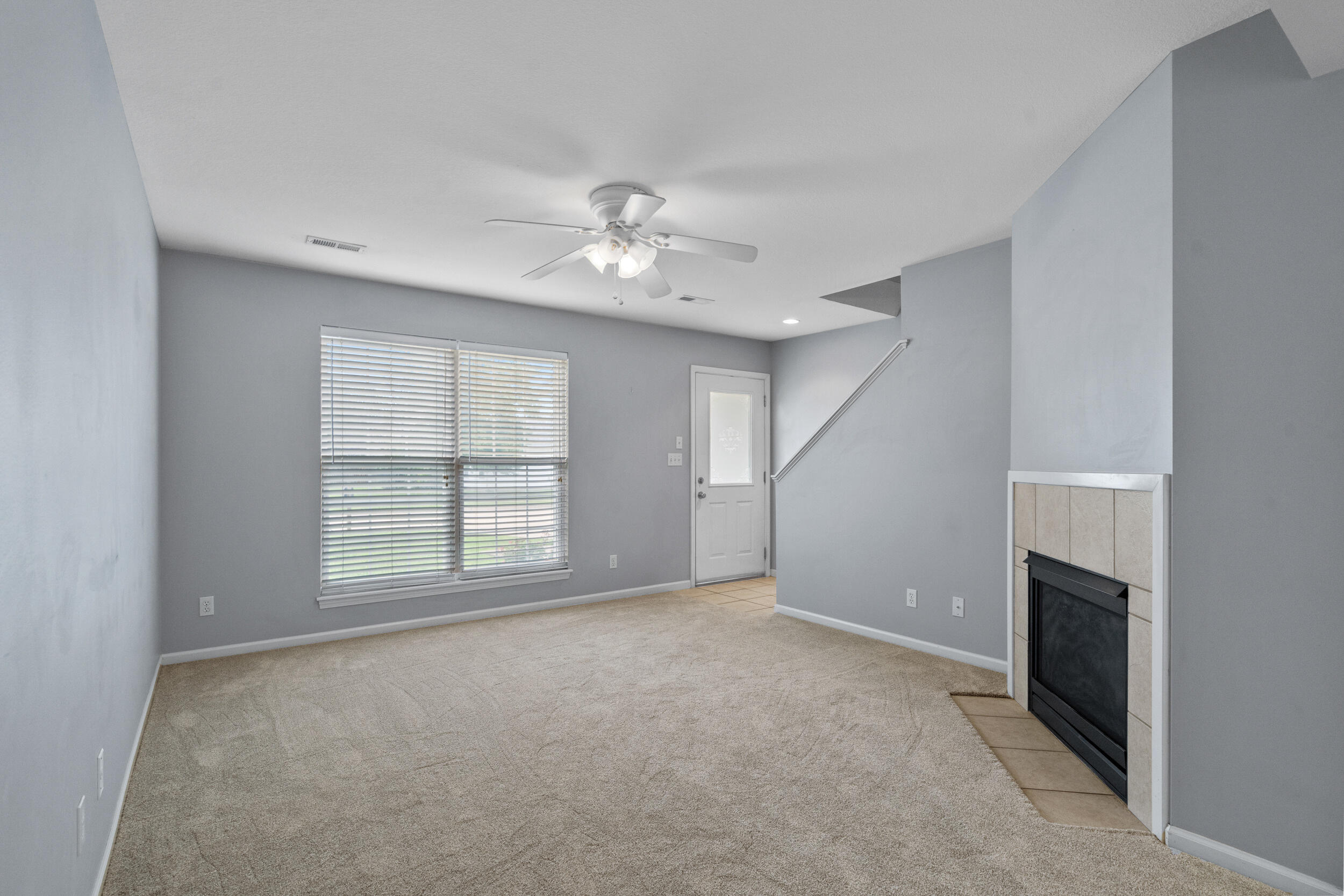 4101 MEADOW VIEW DR