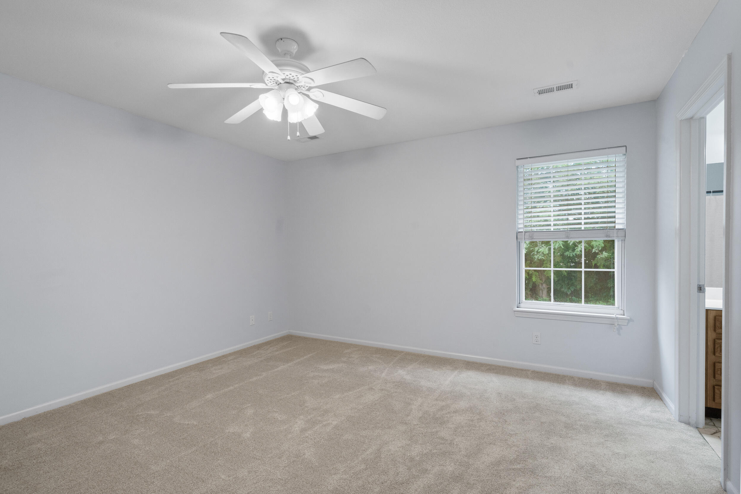 4101 MEADOW VIEW DR