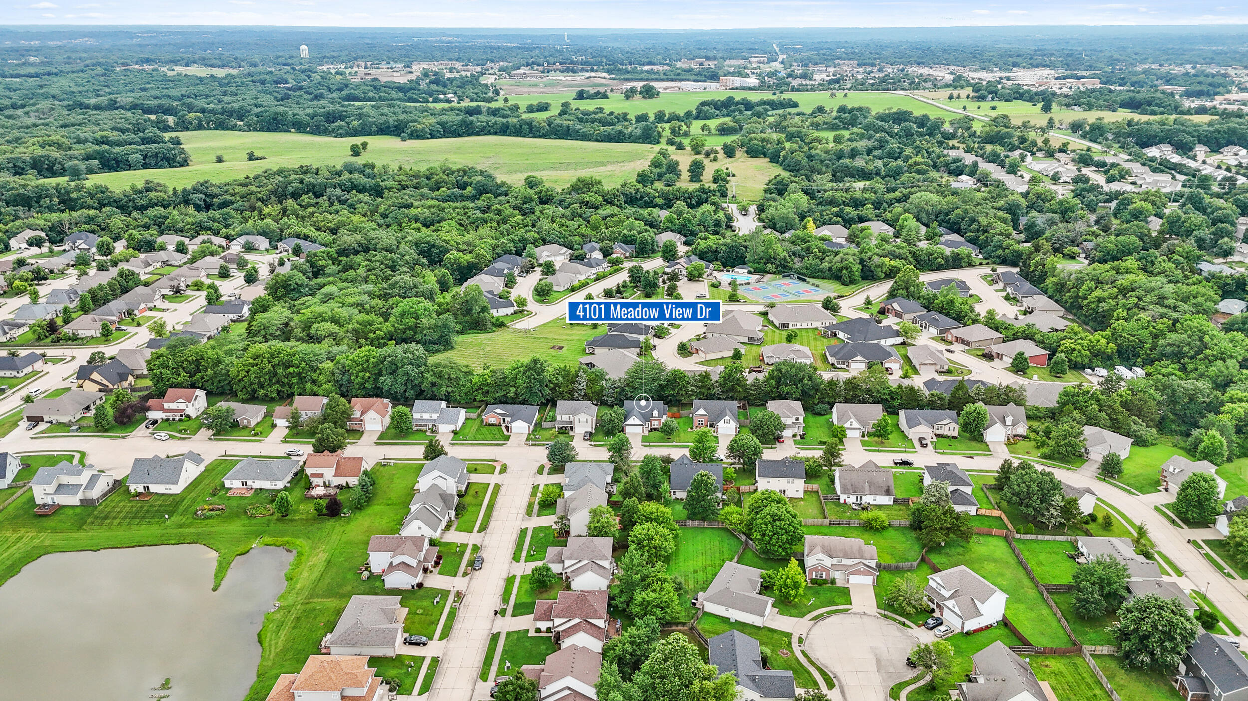 4101 MEADOW VIEW DR