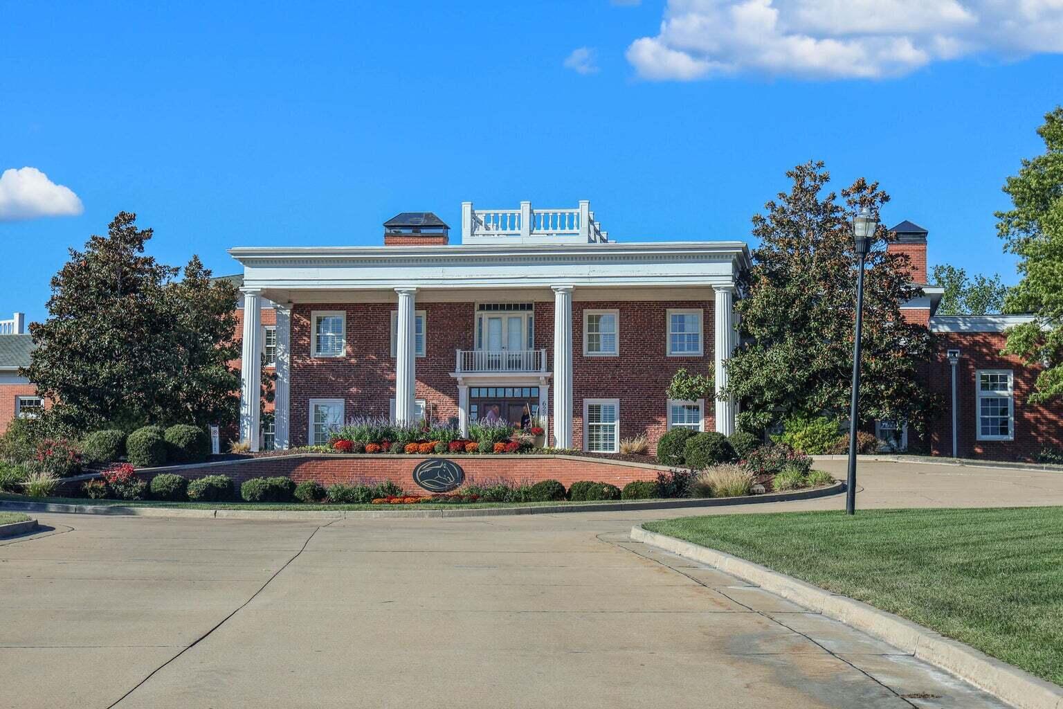 1203 SHALLOW RIDGE CIR