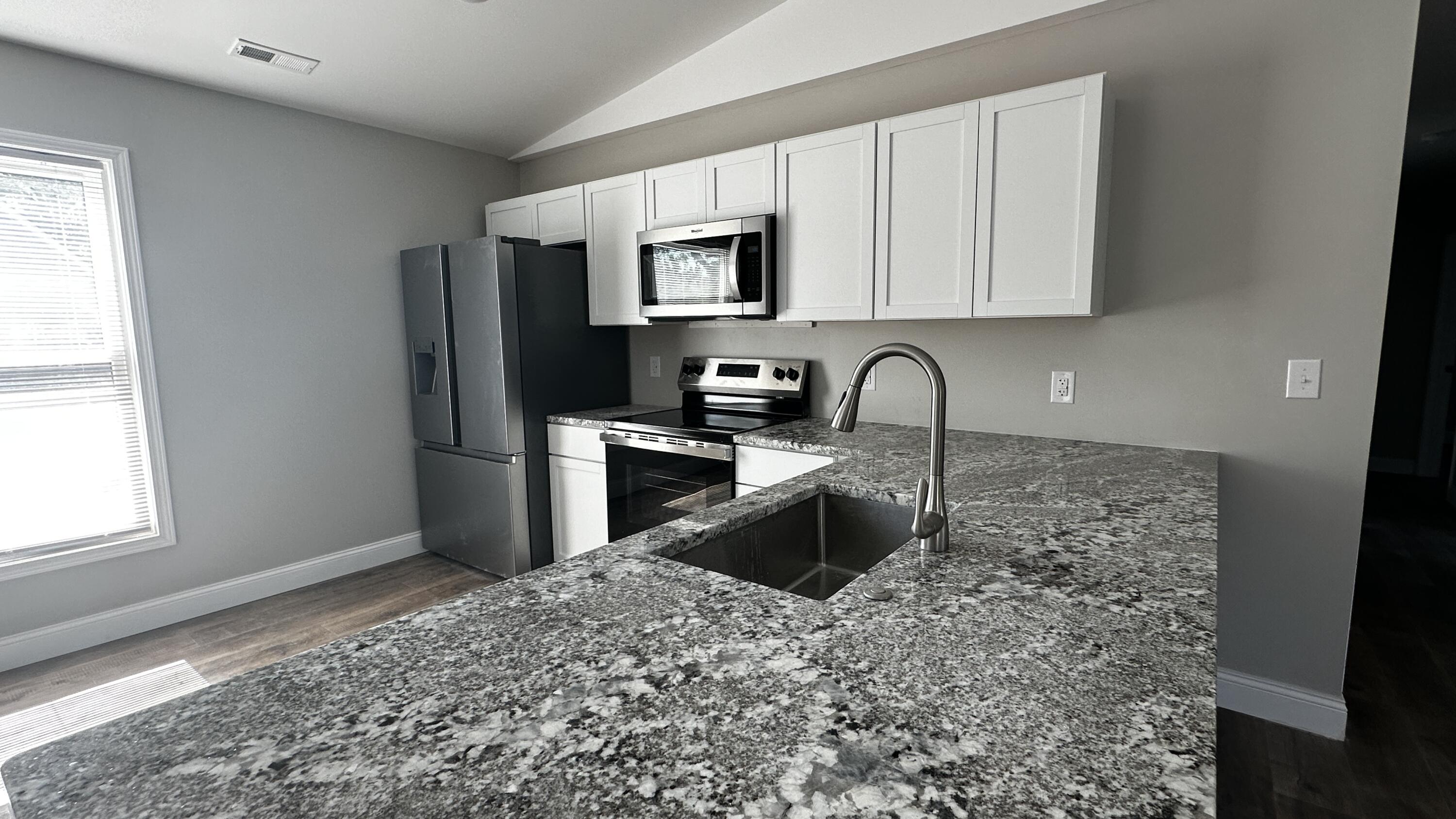 801 HARDIN ST, UNIT B