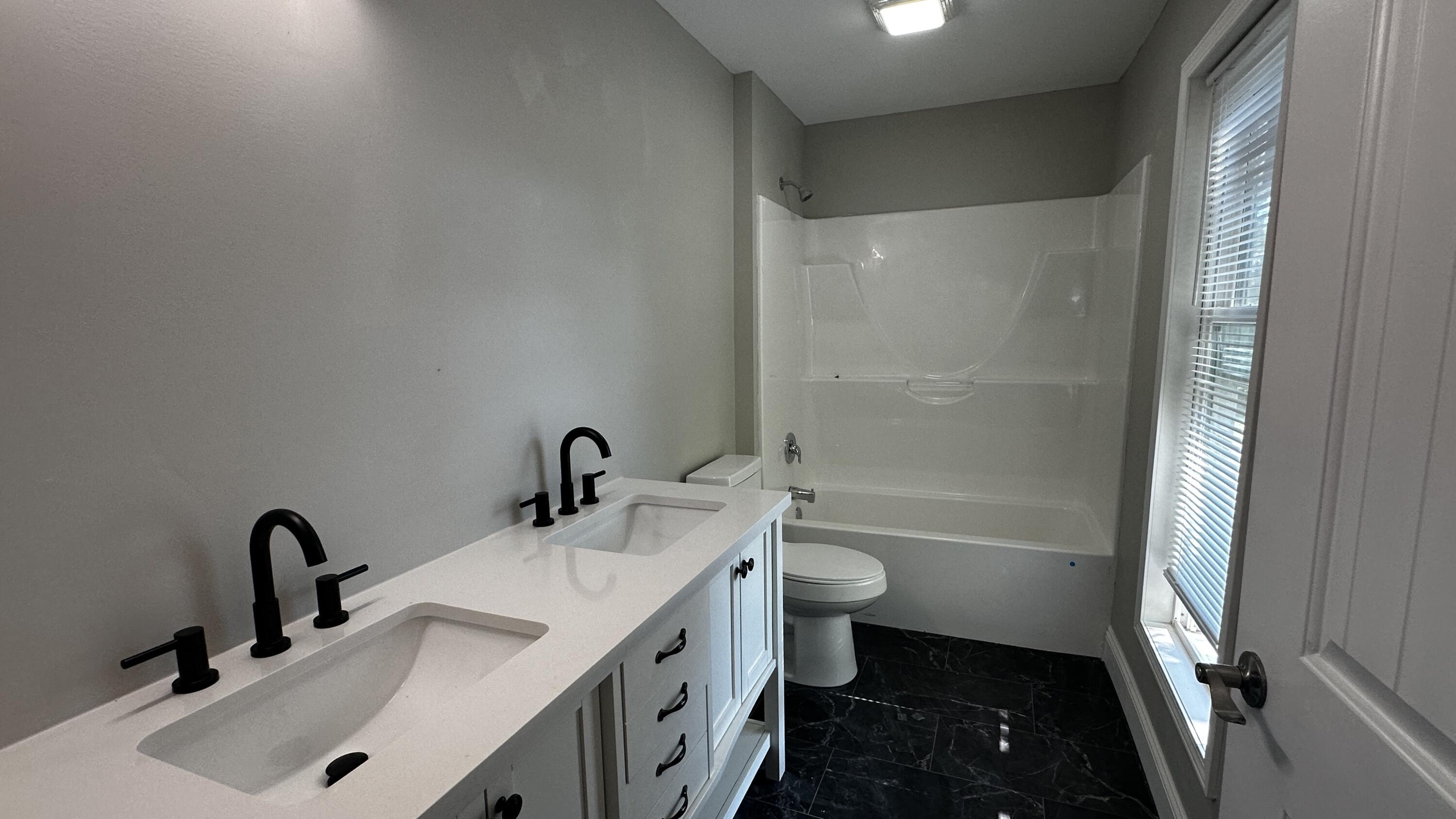 801 HARDIN ST, UNIT B