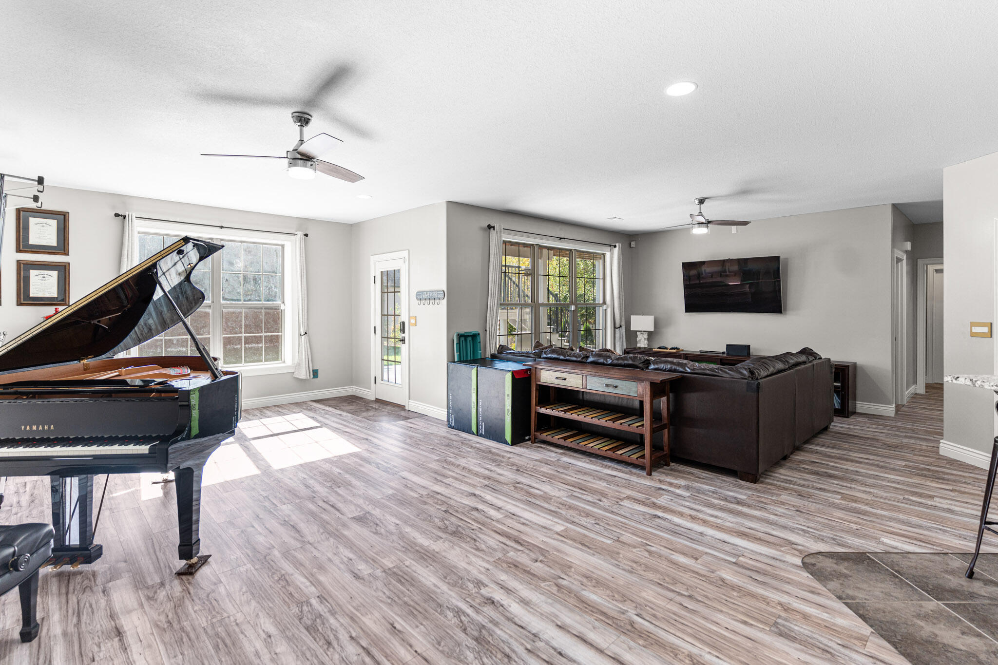 5302 STEEPLECHASE DR