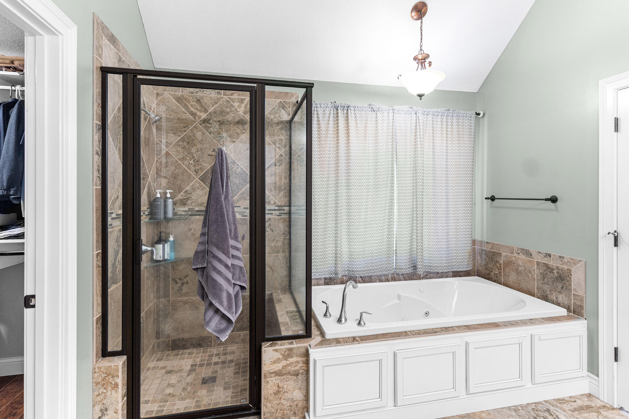 5302 STEEPLECHASE DR