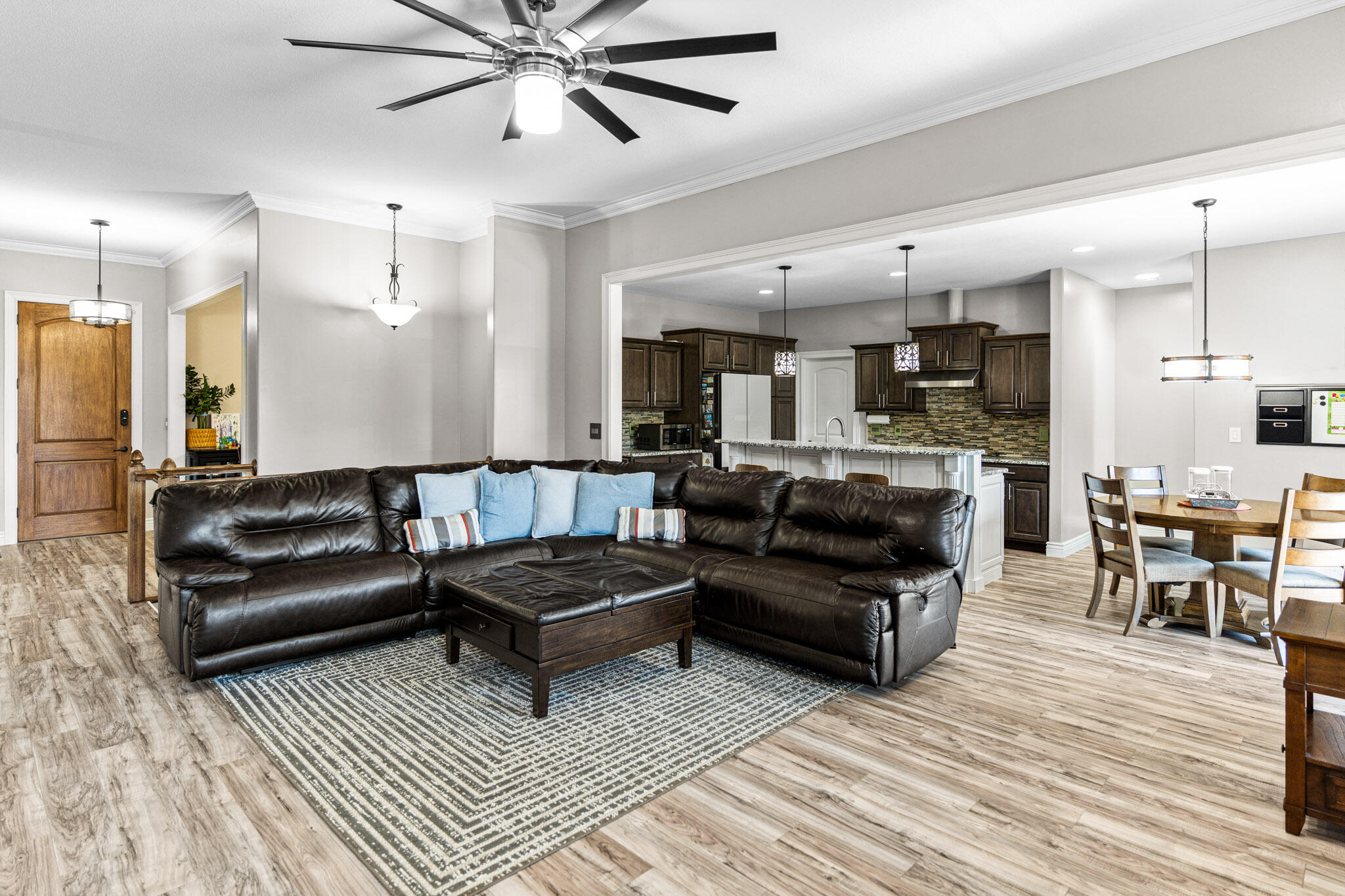 5302 STEEPLECHASE DR