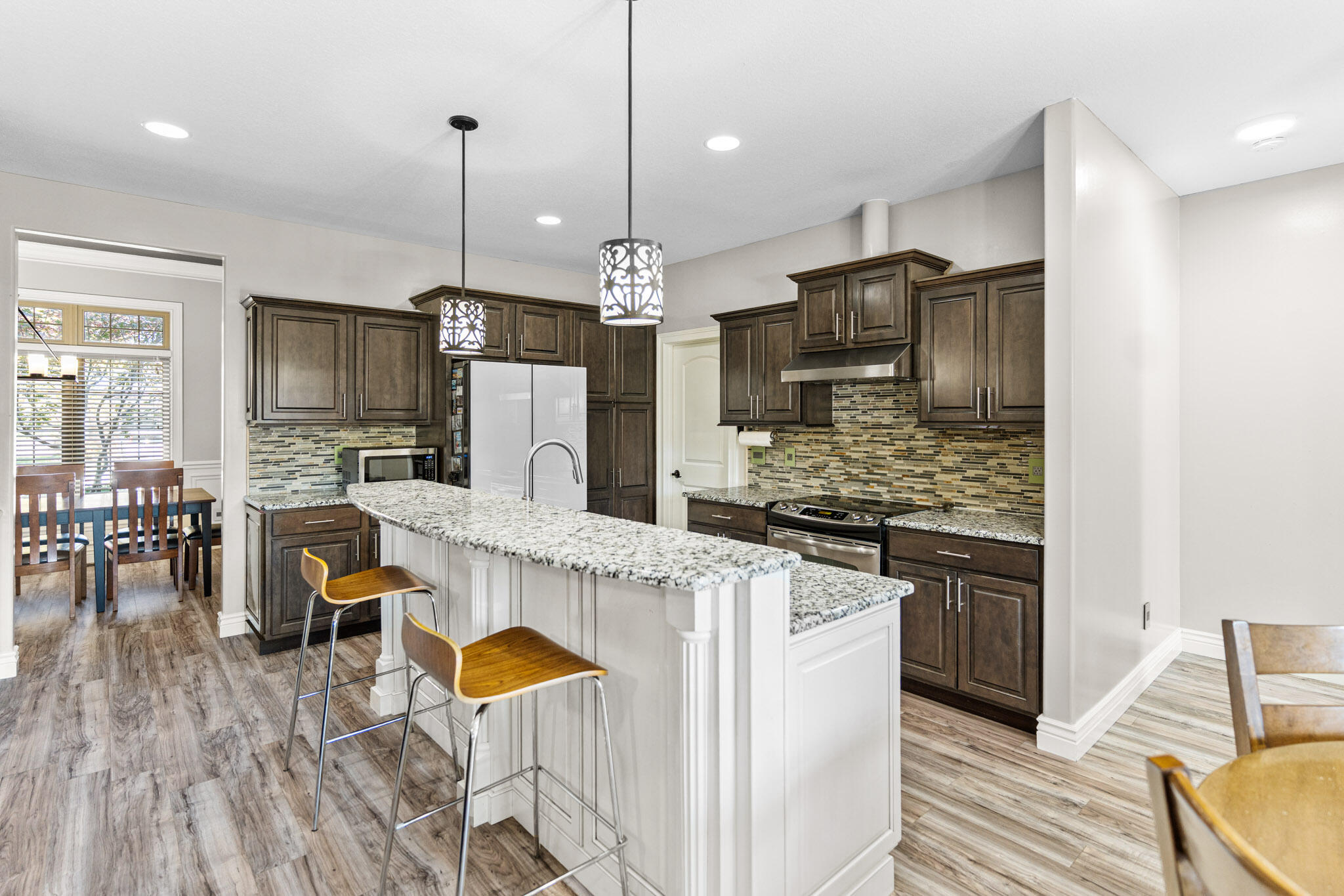 5302 STEEPLECHASE DR