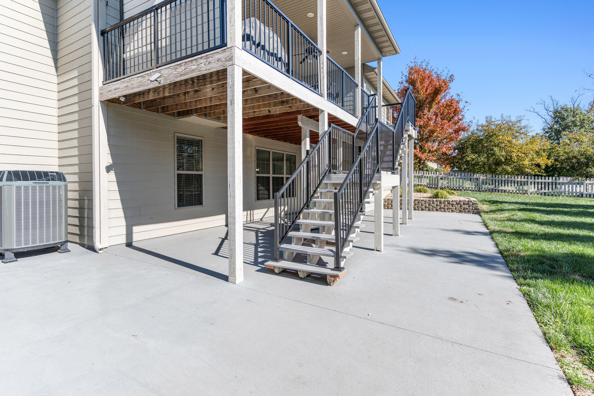 5302 STEEPLECHASE DR