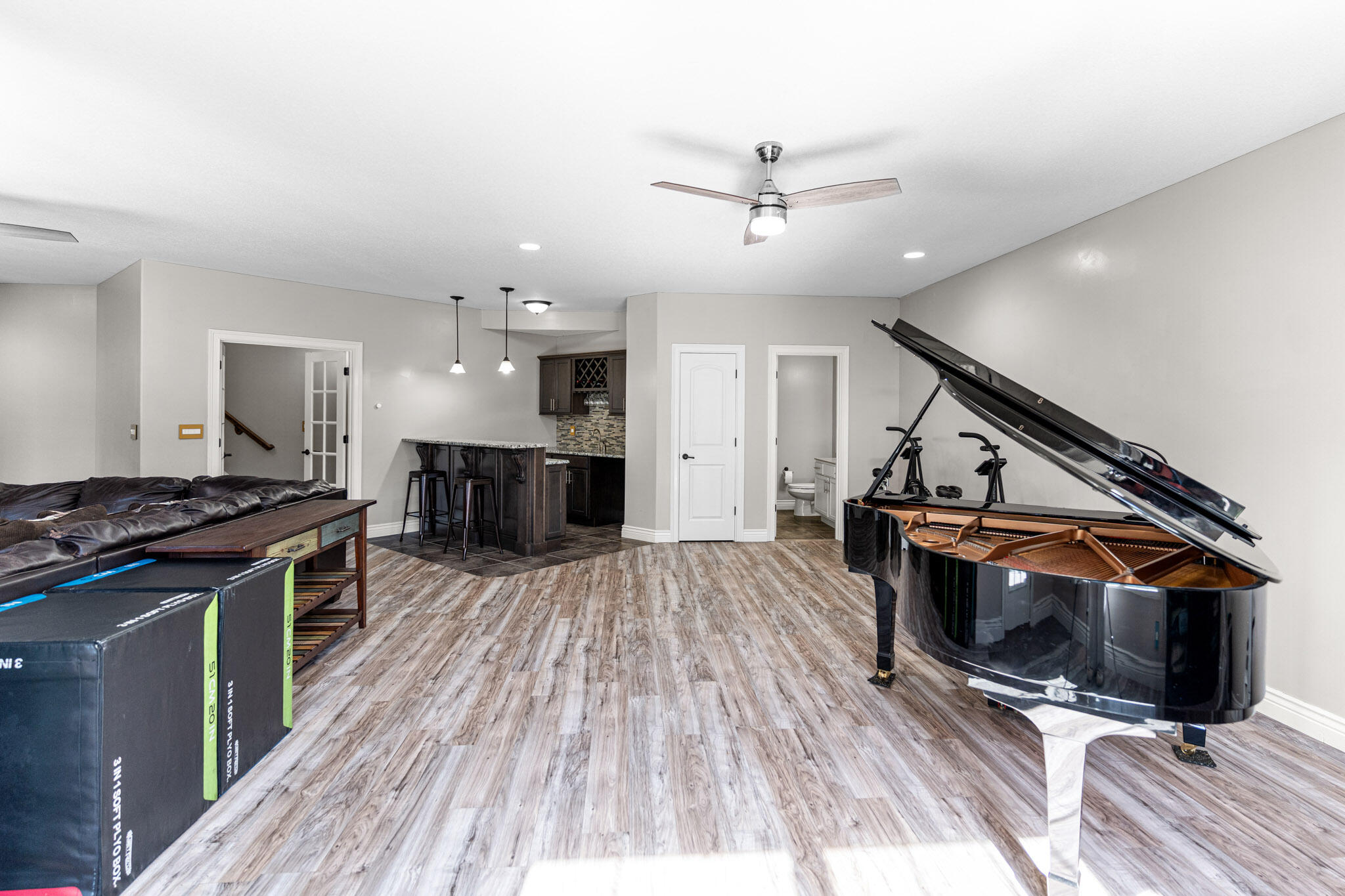 5302 STEEPLECHASE DR