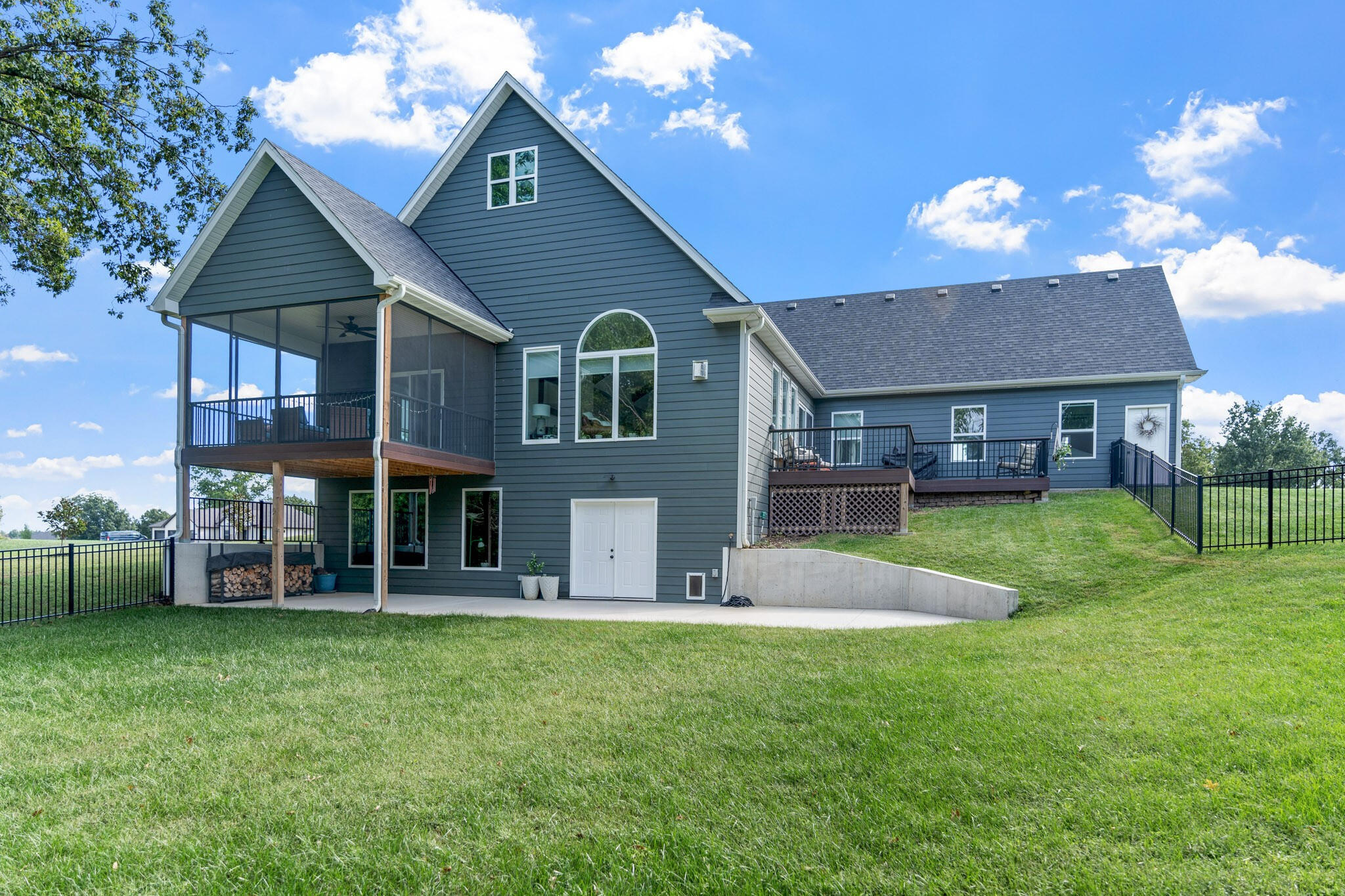 25400 SILVERCREST CT, WOOLDRIDGE