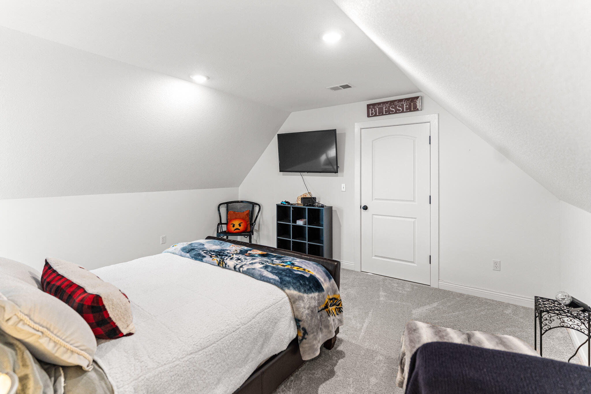 25400 SILVERCREST CT