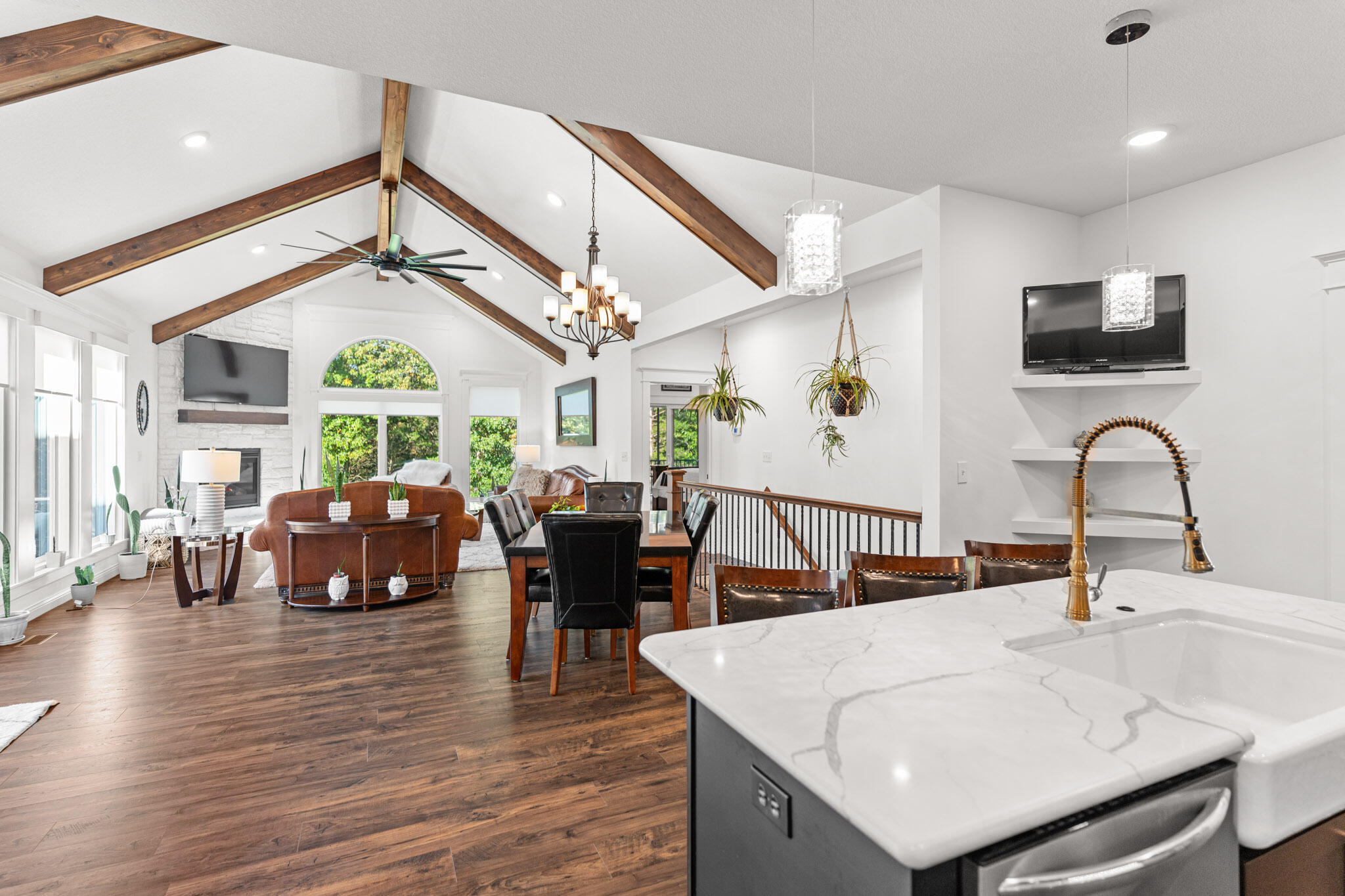 25400 SILVERCREST CT