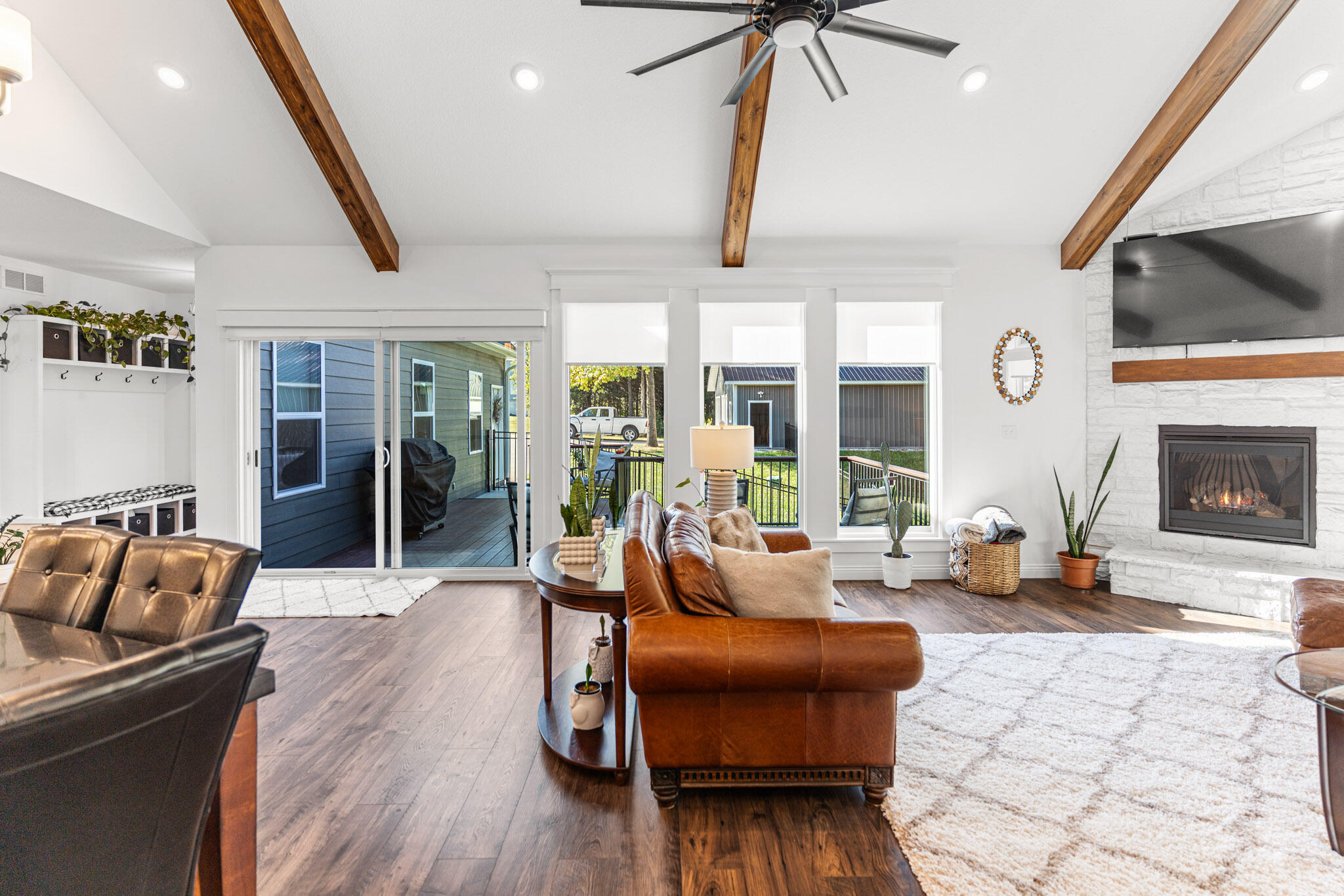 25400 SILVERCREST CT