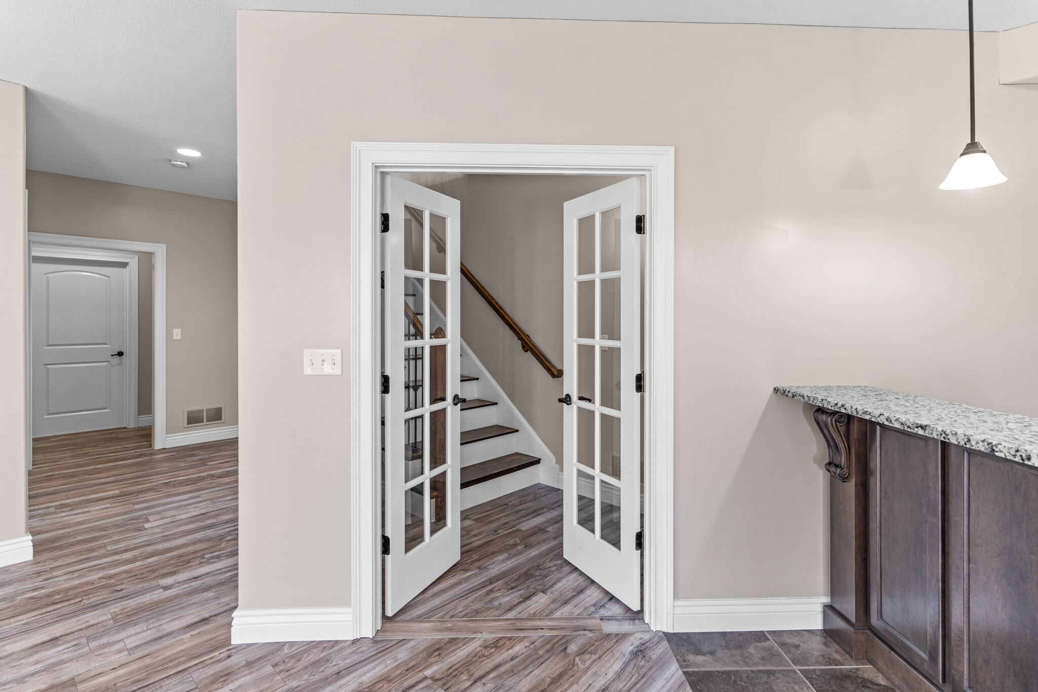 5302 STEEPLECHASE DR