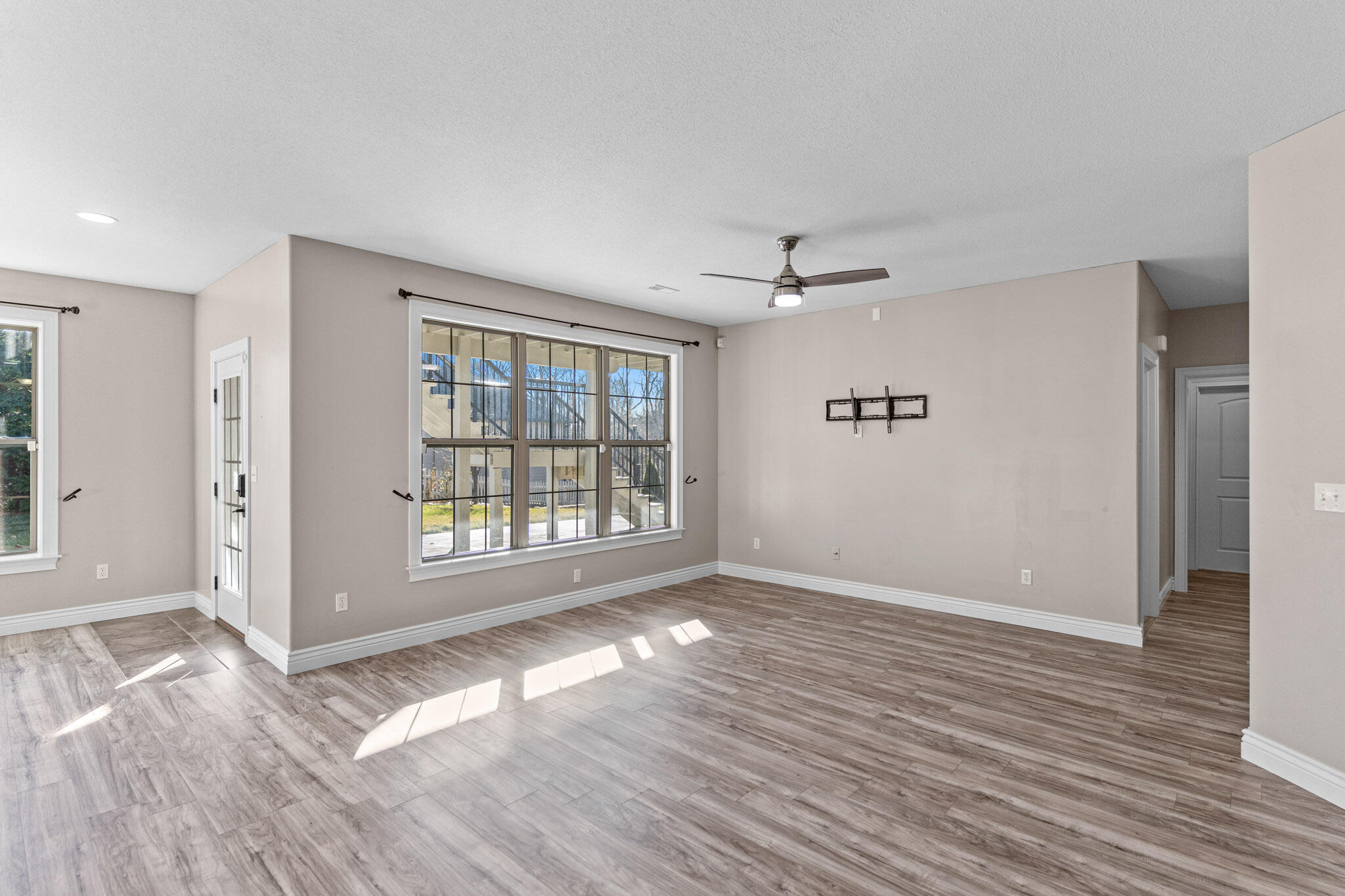 5302 STEEPLECHASE DR