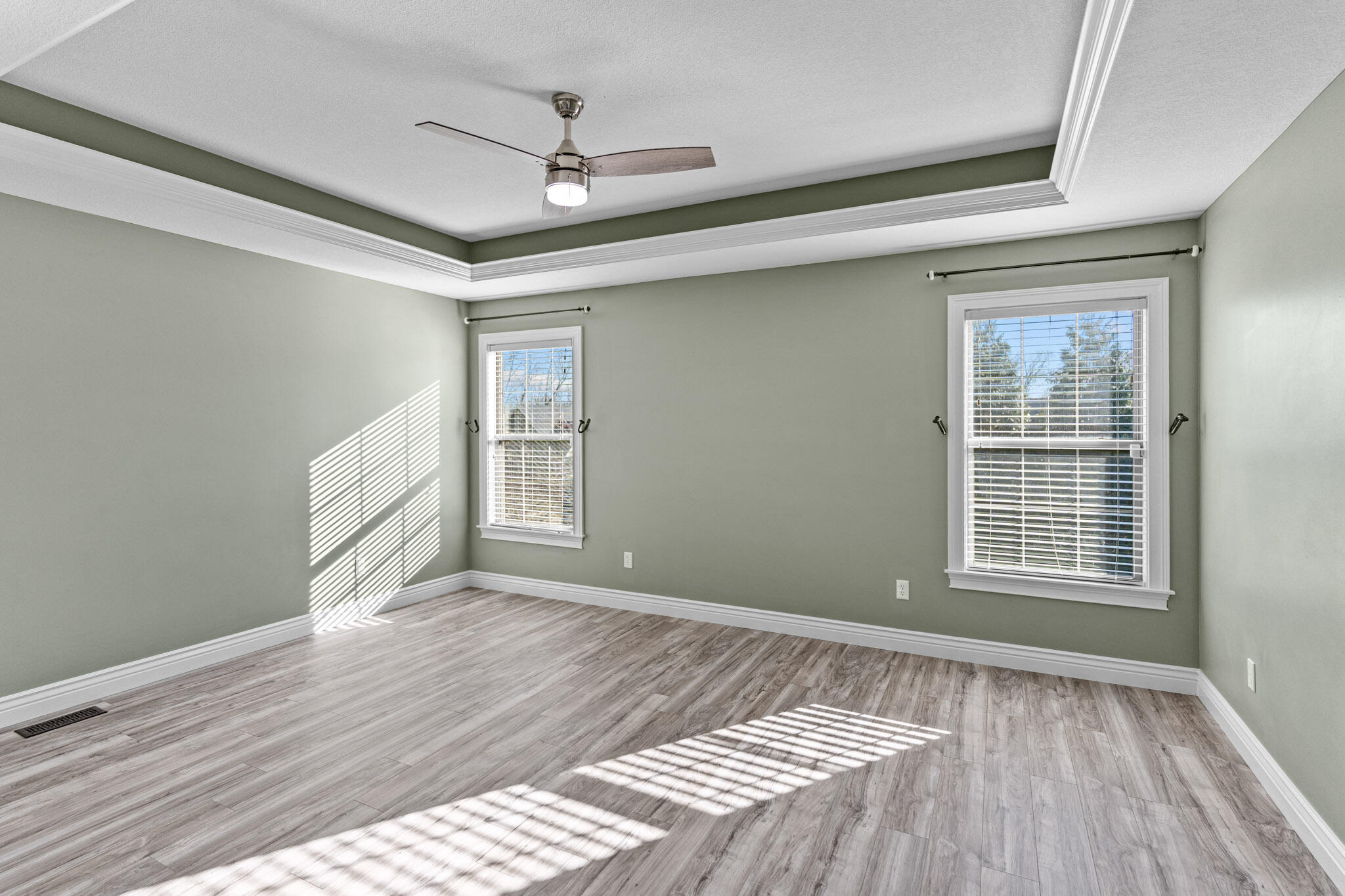 5302 STEEPLECHASE DR