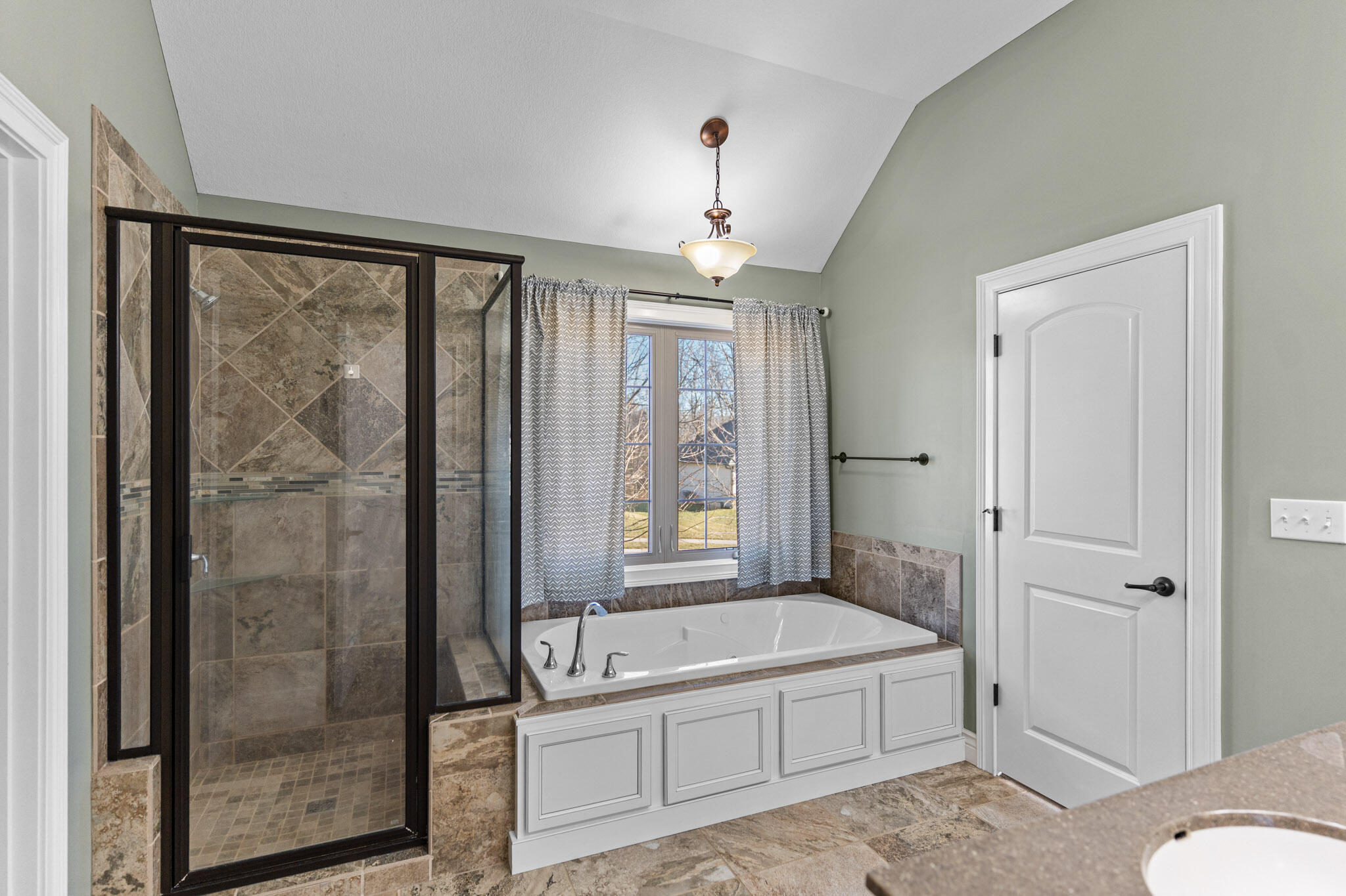 5302 STEEPLECHASE DR