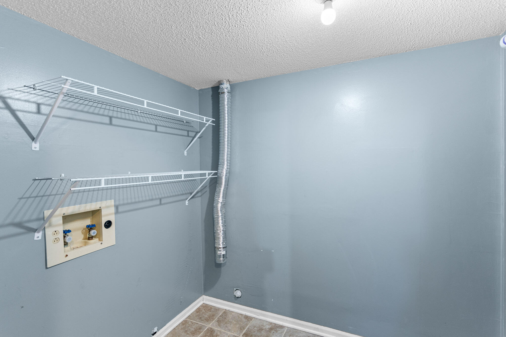 4480 W BAINBRIDGE DR