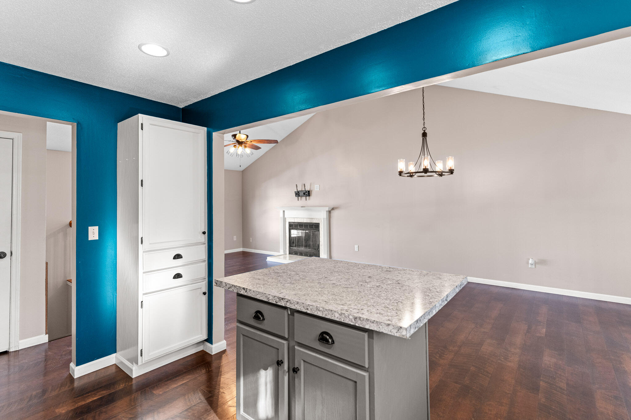 4480 W BAINBRIDGE DR