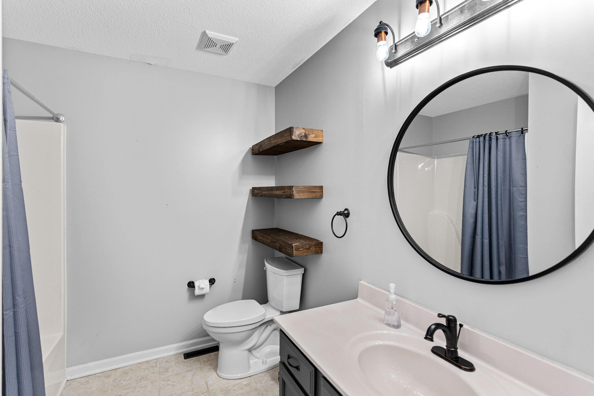 4480 W BAINBRIDGE DR