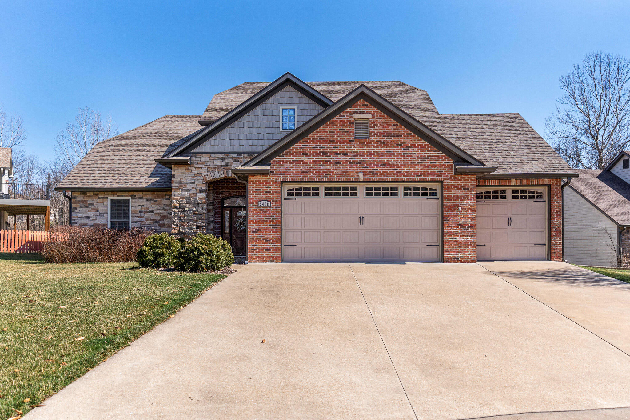 2408 STRATFORD CHASE PKY