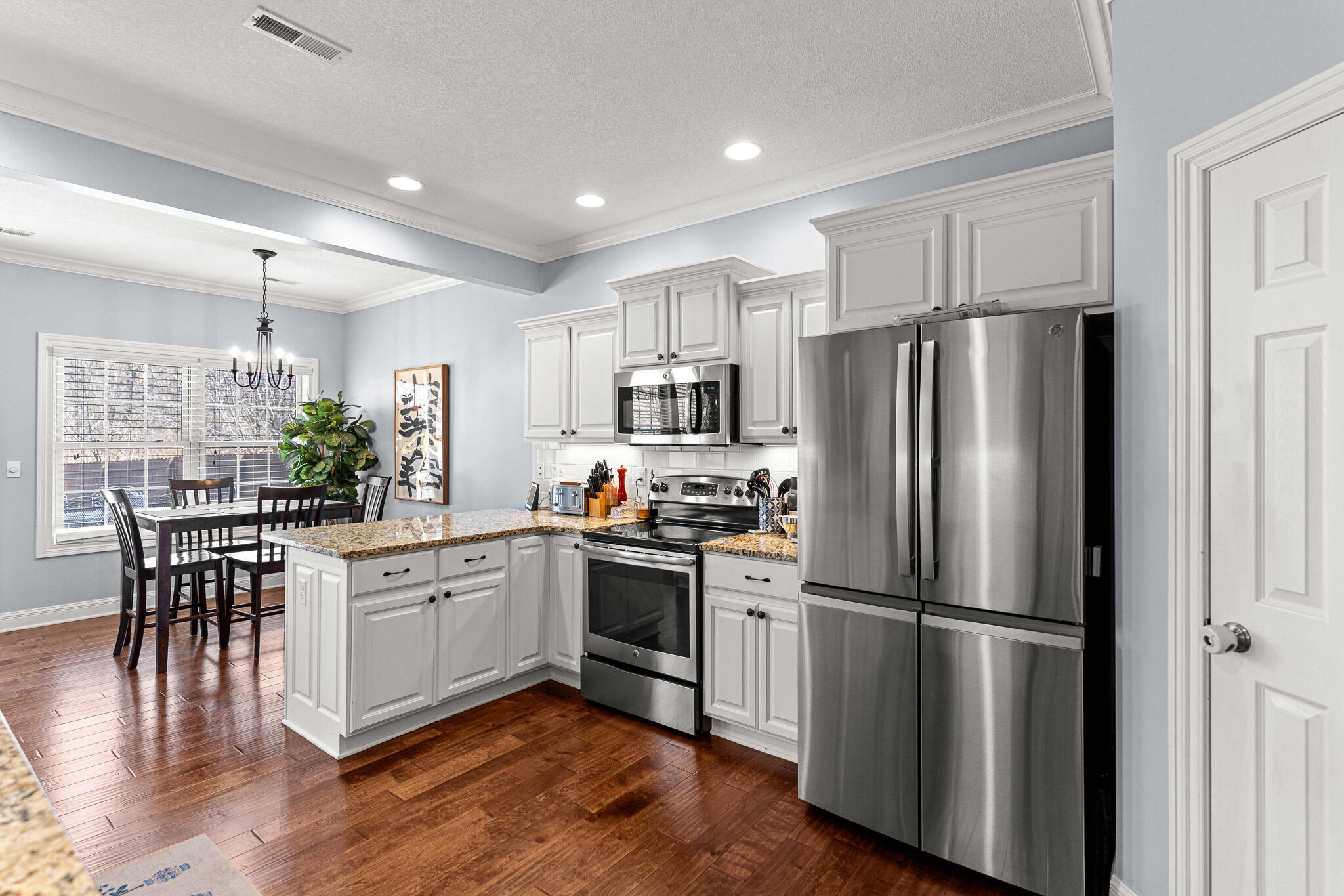 2408 STRATFORD CHASE PKY