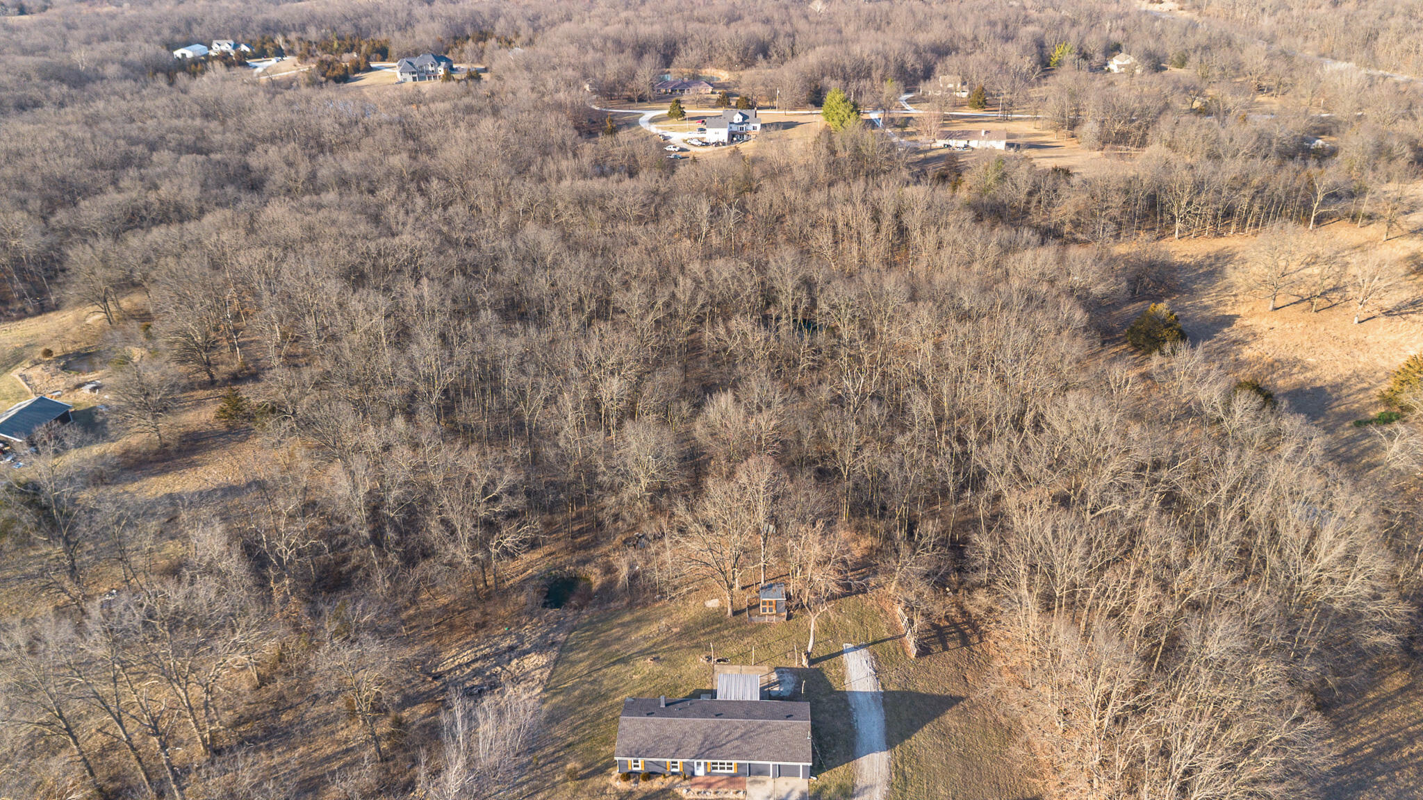 9651 E LAKE SAN-LYNN RD