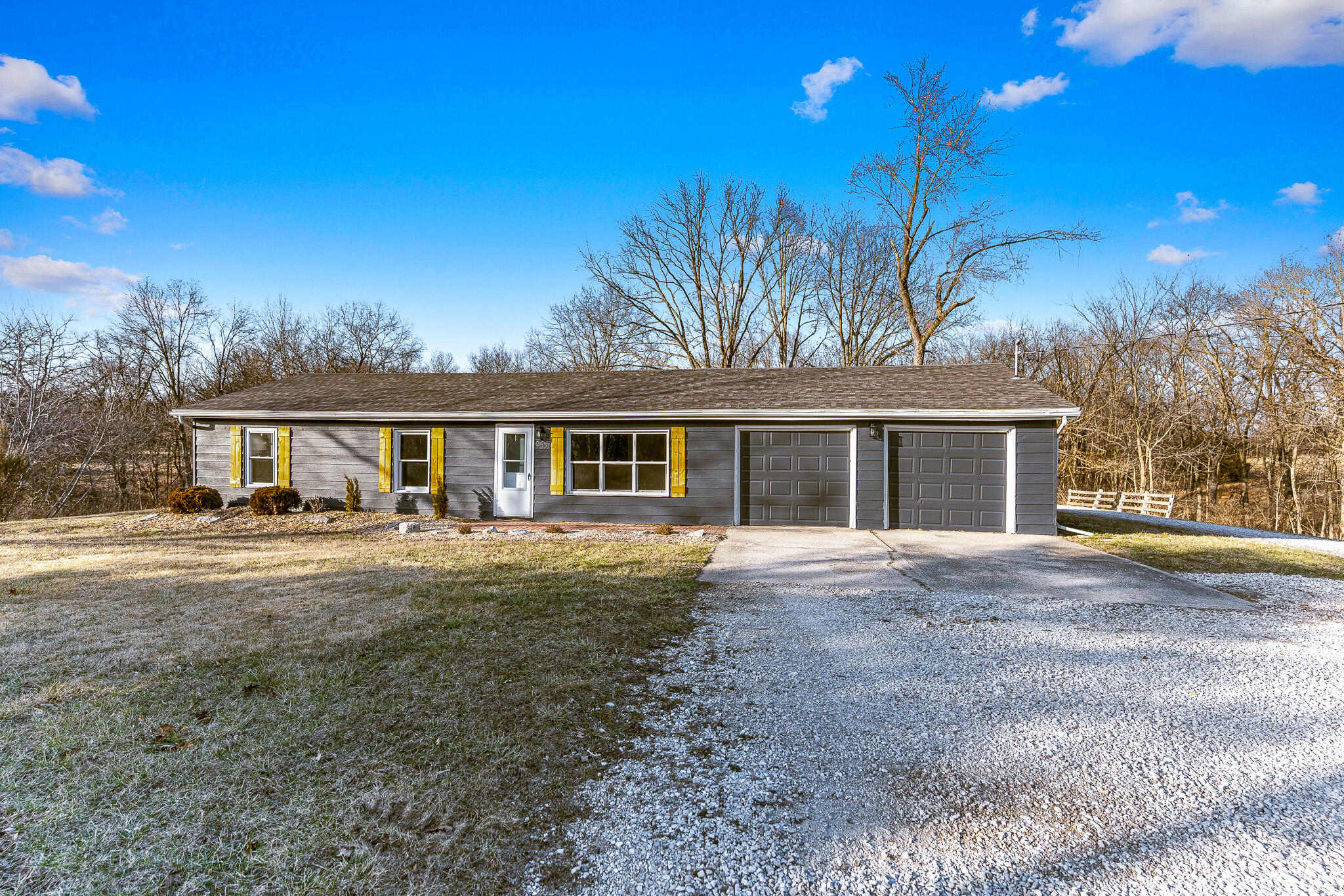 9651 E LAKE SAN-LYNN RD