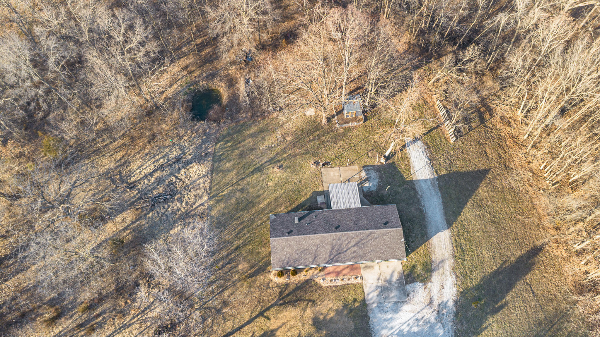 9651 E LAKE SAN-LYNN RD