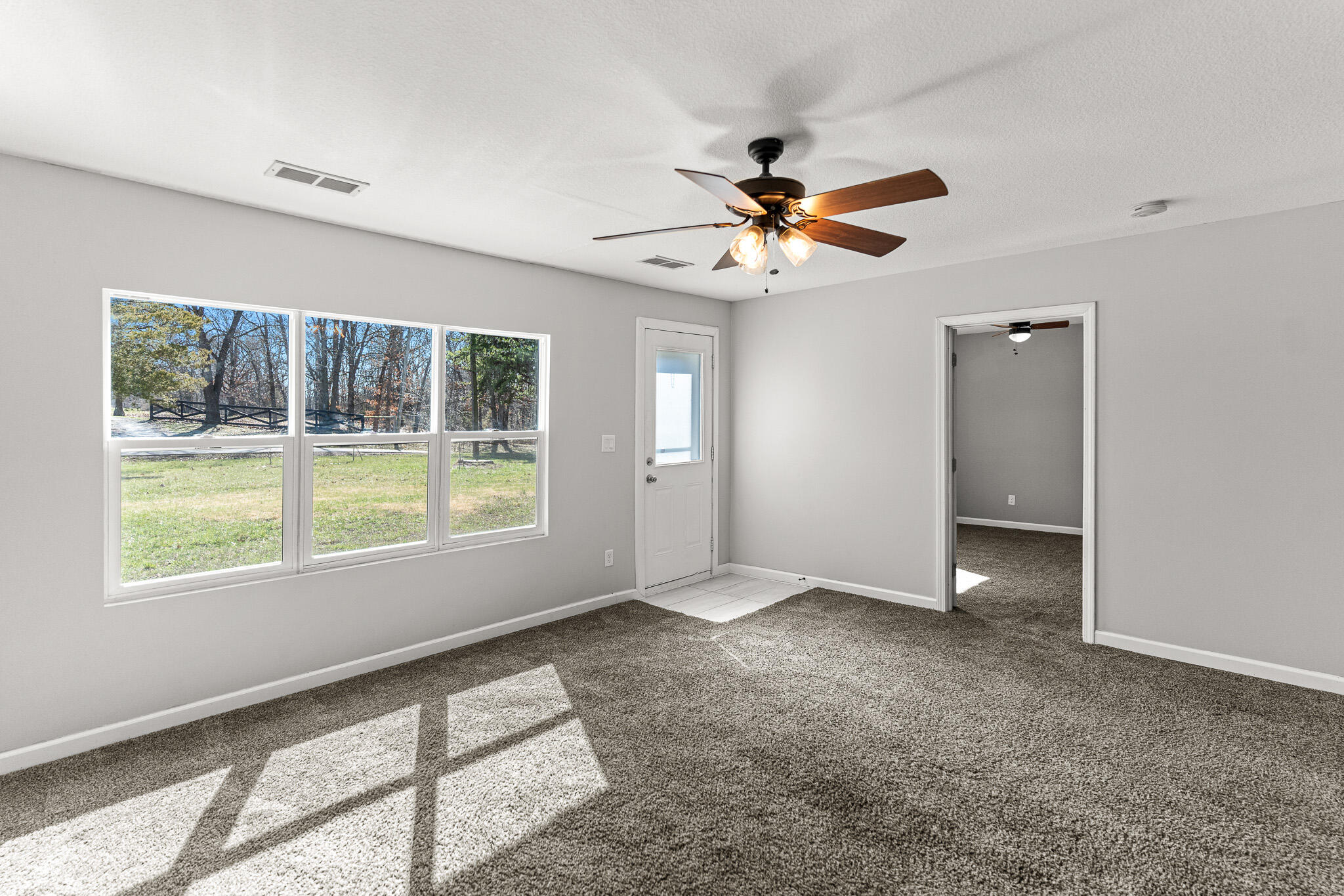 9651 E LAKE SAN-LYNN RD