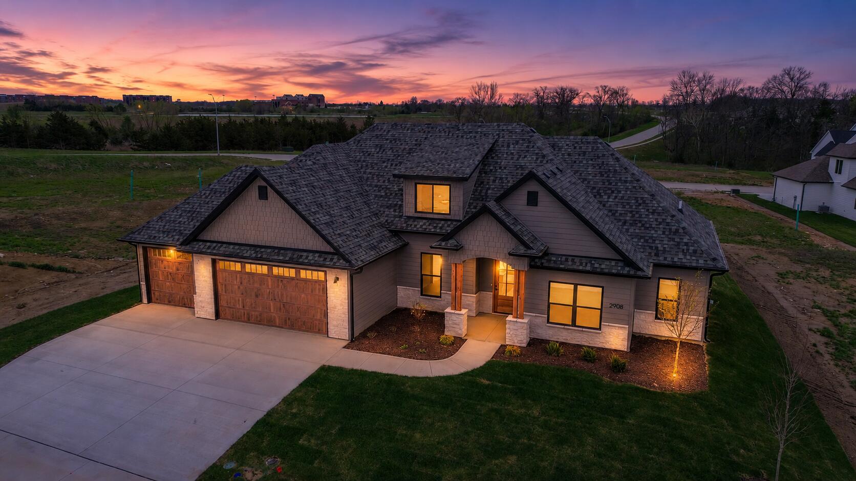 2908 GENESIS DR