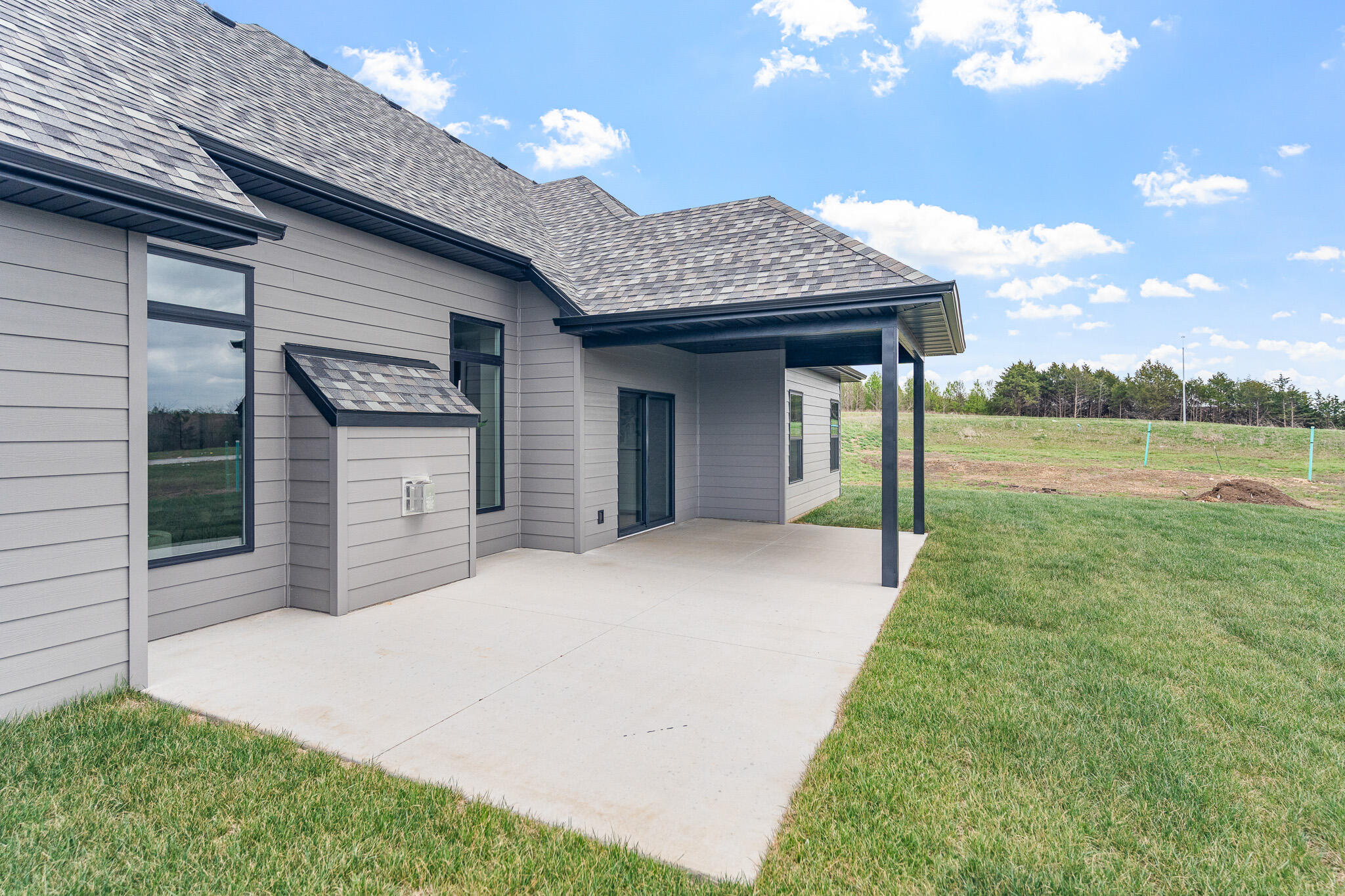 2908 GENESIS DR
