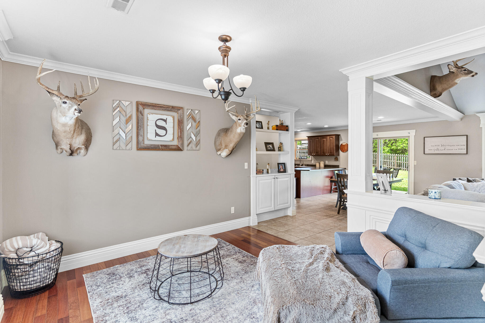 511 REDWING DR