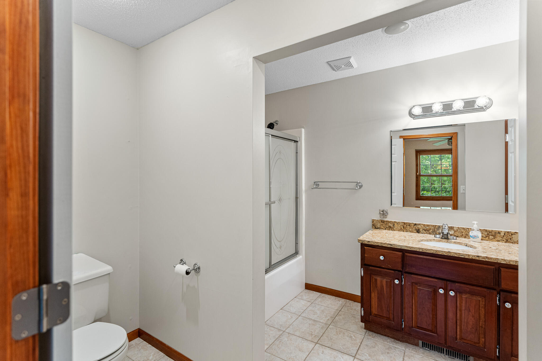 3401 DERBY RIDGE DR