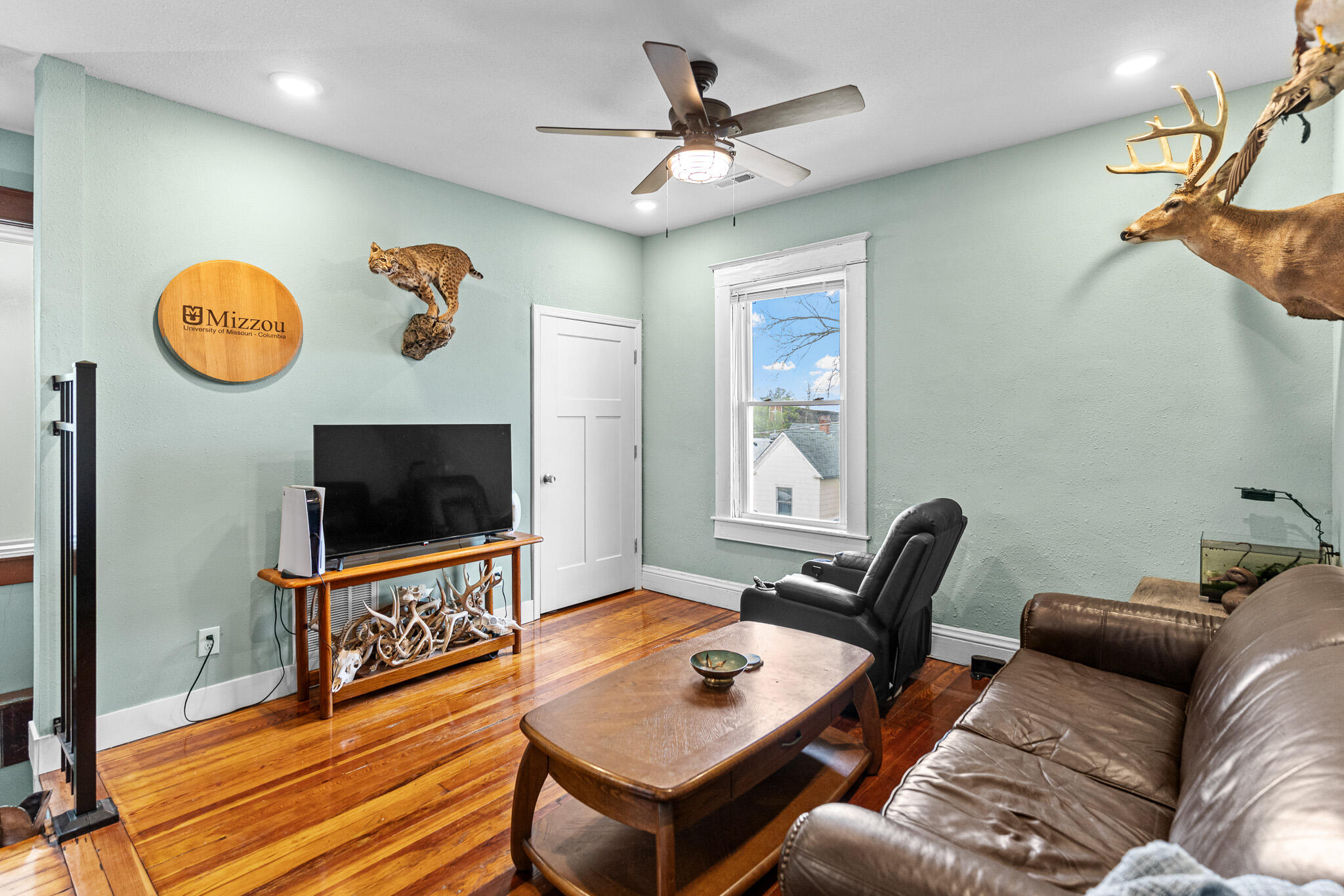 525-527 6TH ST