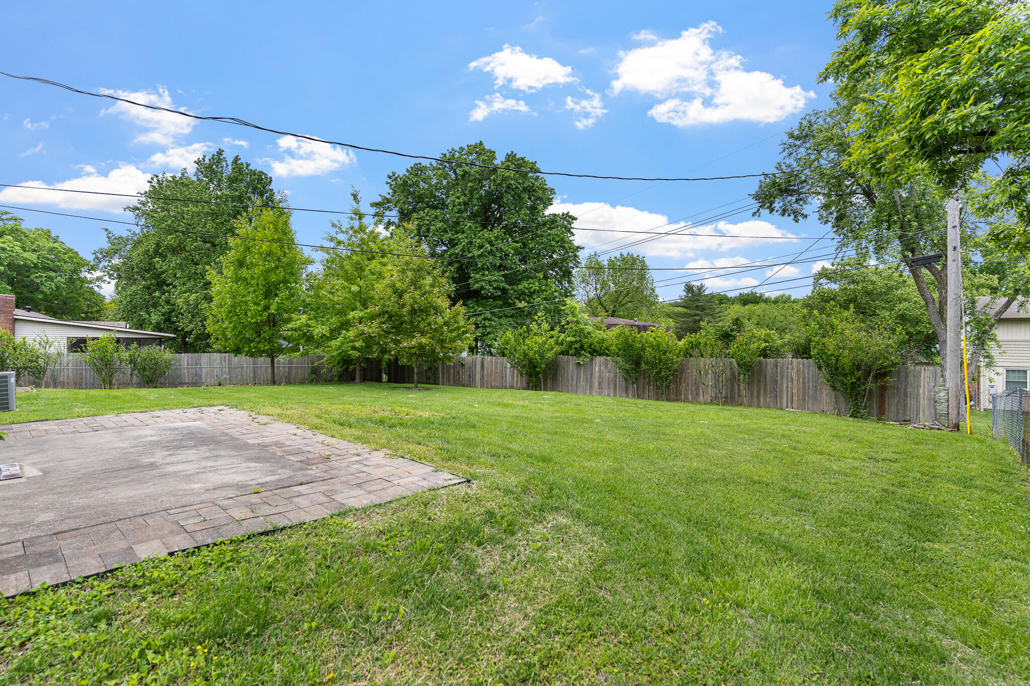 301 MUMFORD DR