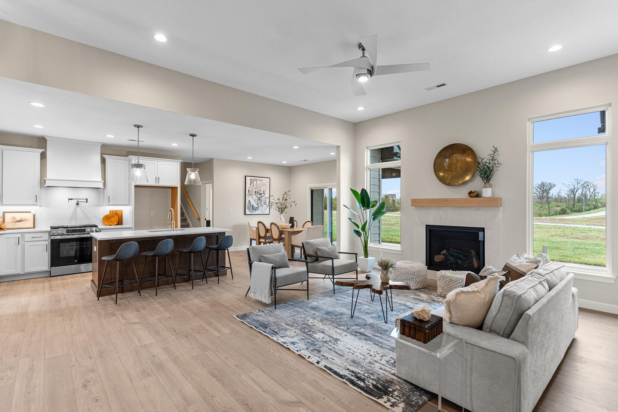 2908 GENESIS DR