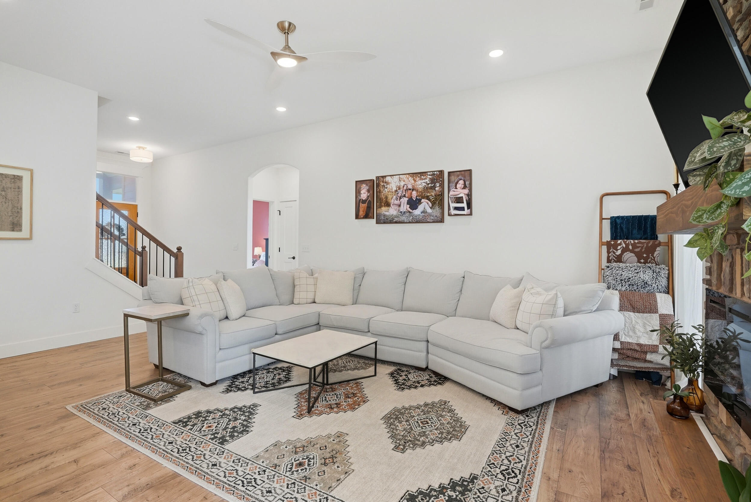 5000 KIAWAH LN