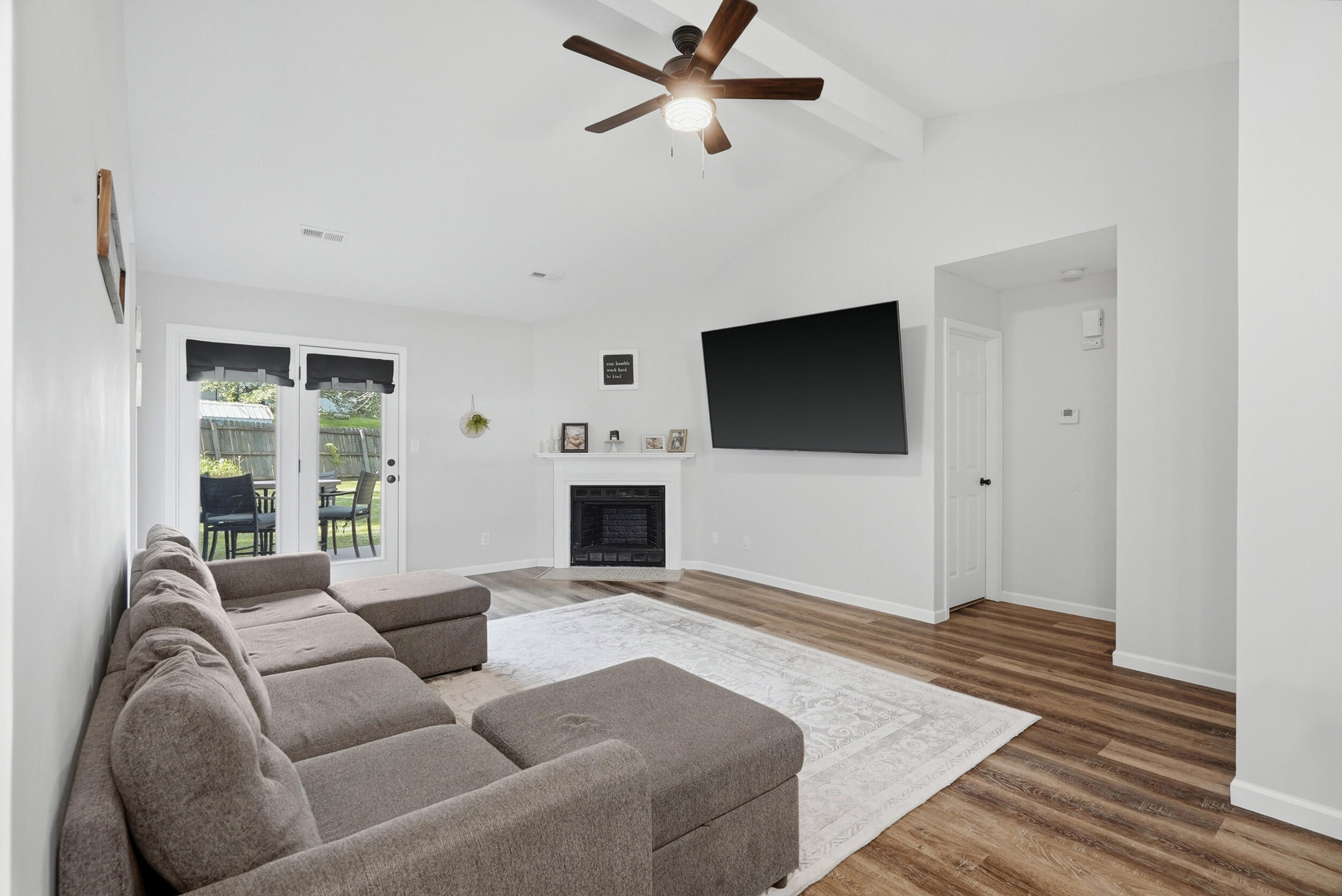 5504 FERN FLOWER CT